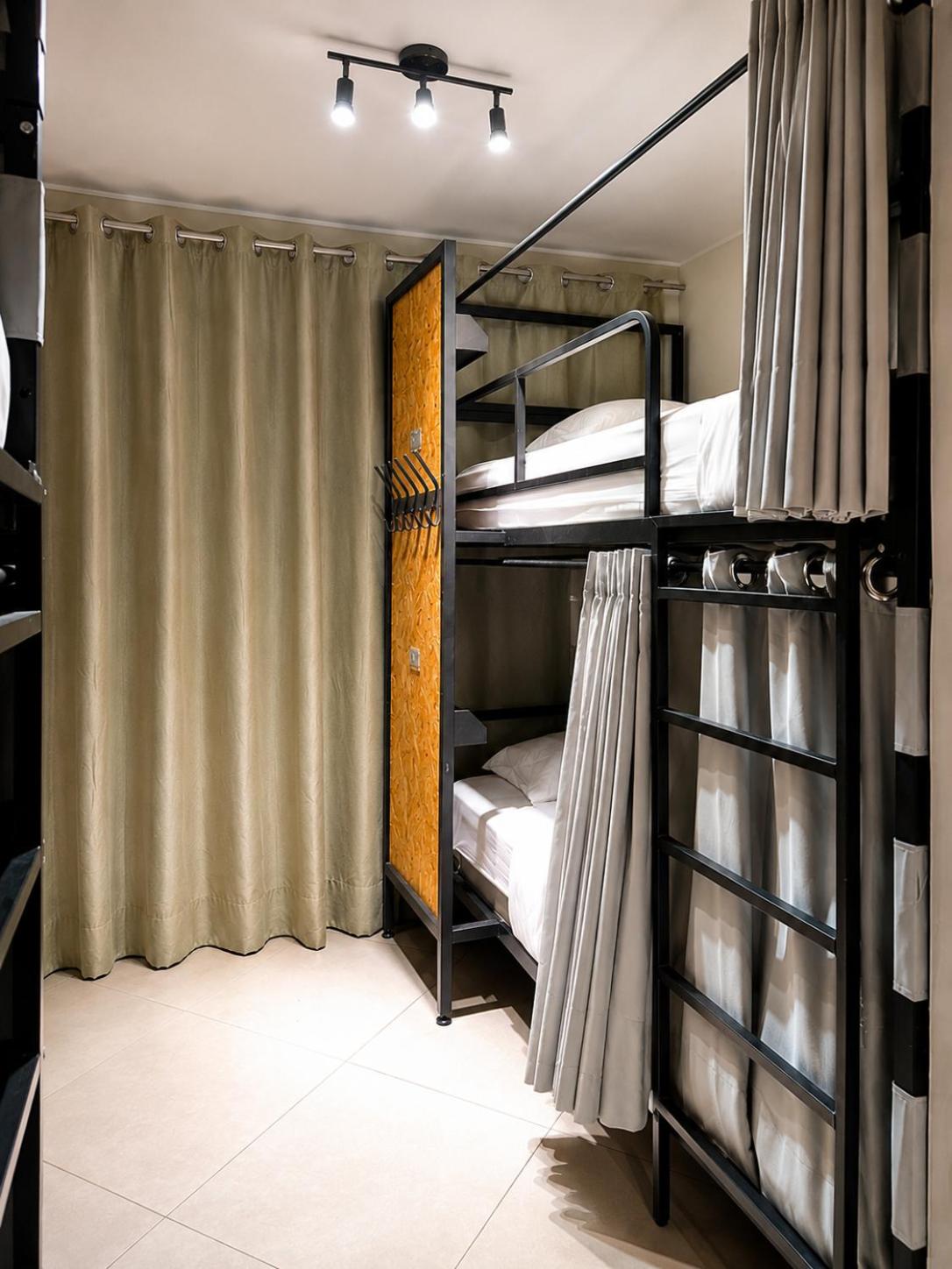 Bed in 4-Bed Mixed Dormitory Room photo 2