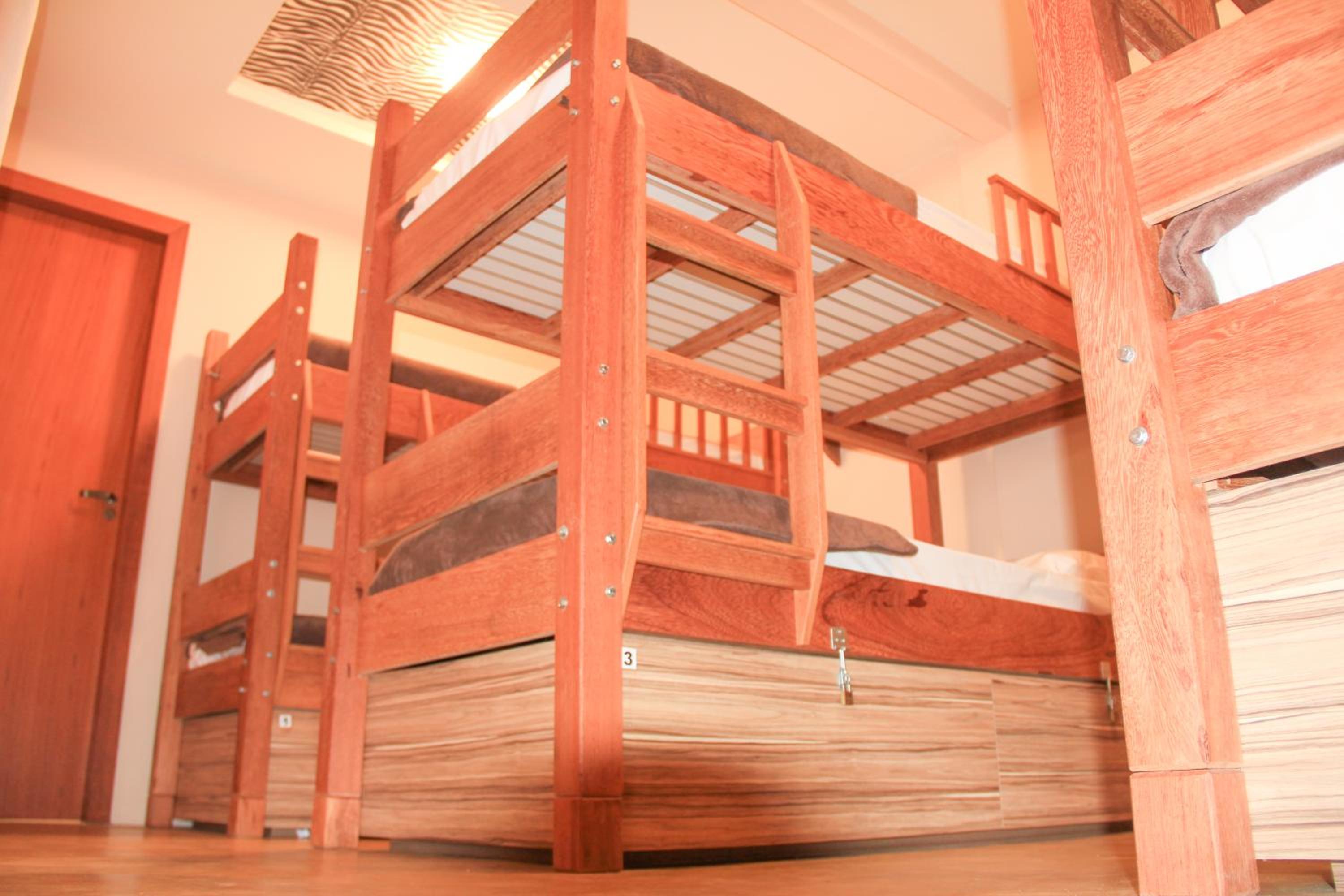 Bed in 6-Bed Female Dormitory Room photo 1