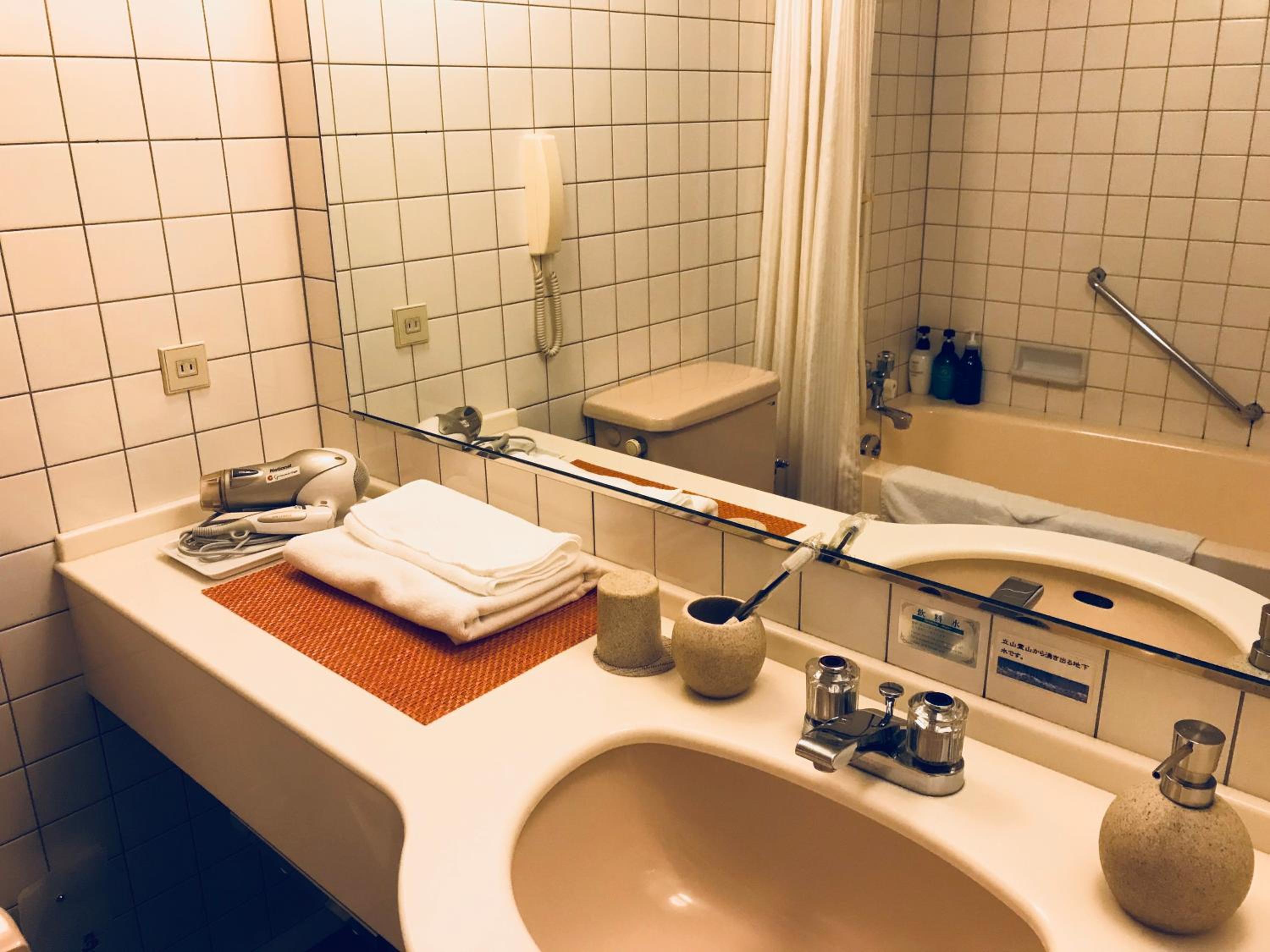 Standard Single Room - Non-Smoking photo 2