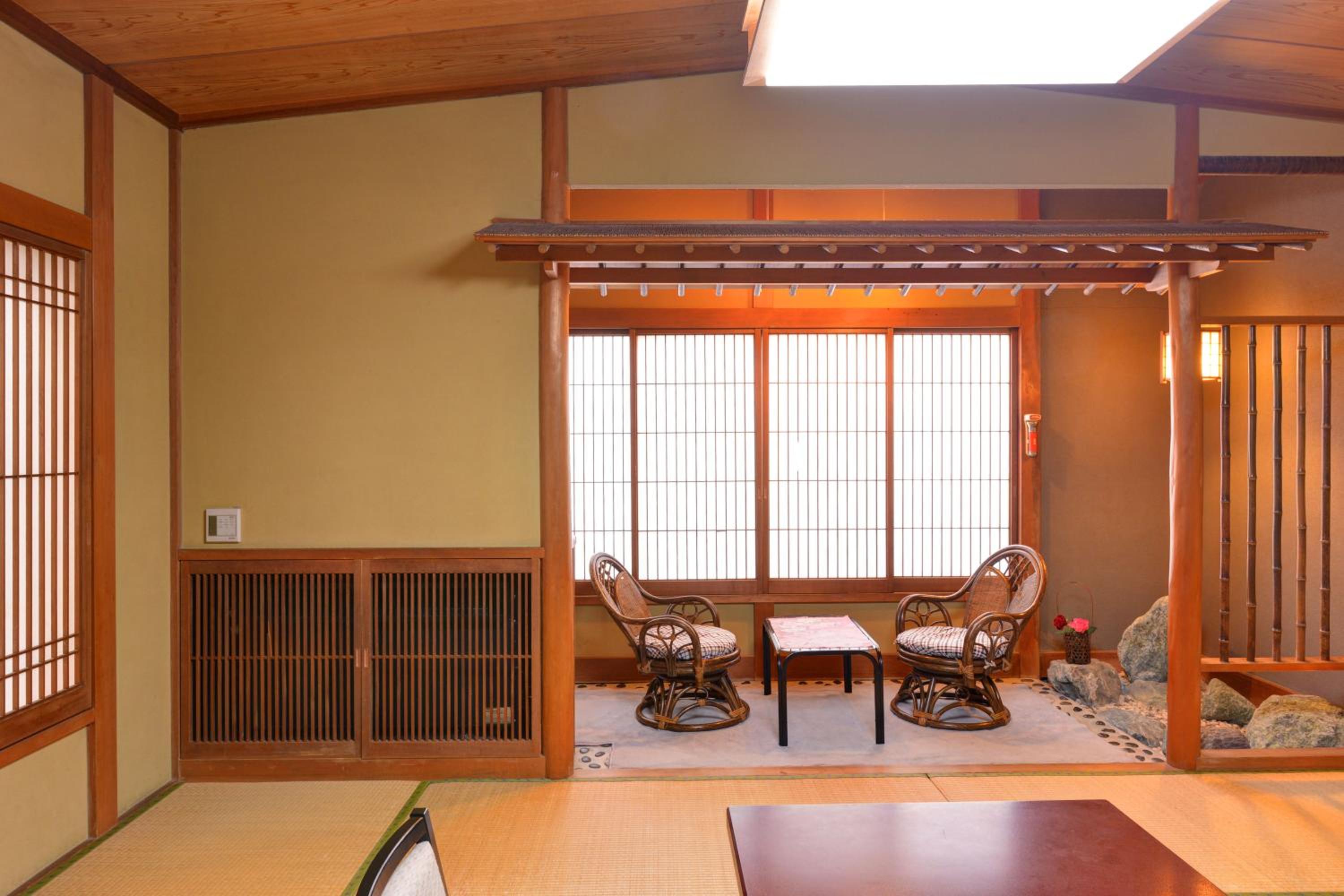 Japanese-Style Quadruple Room photo 2