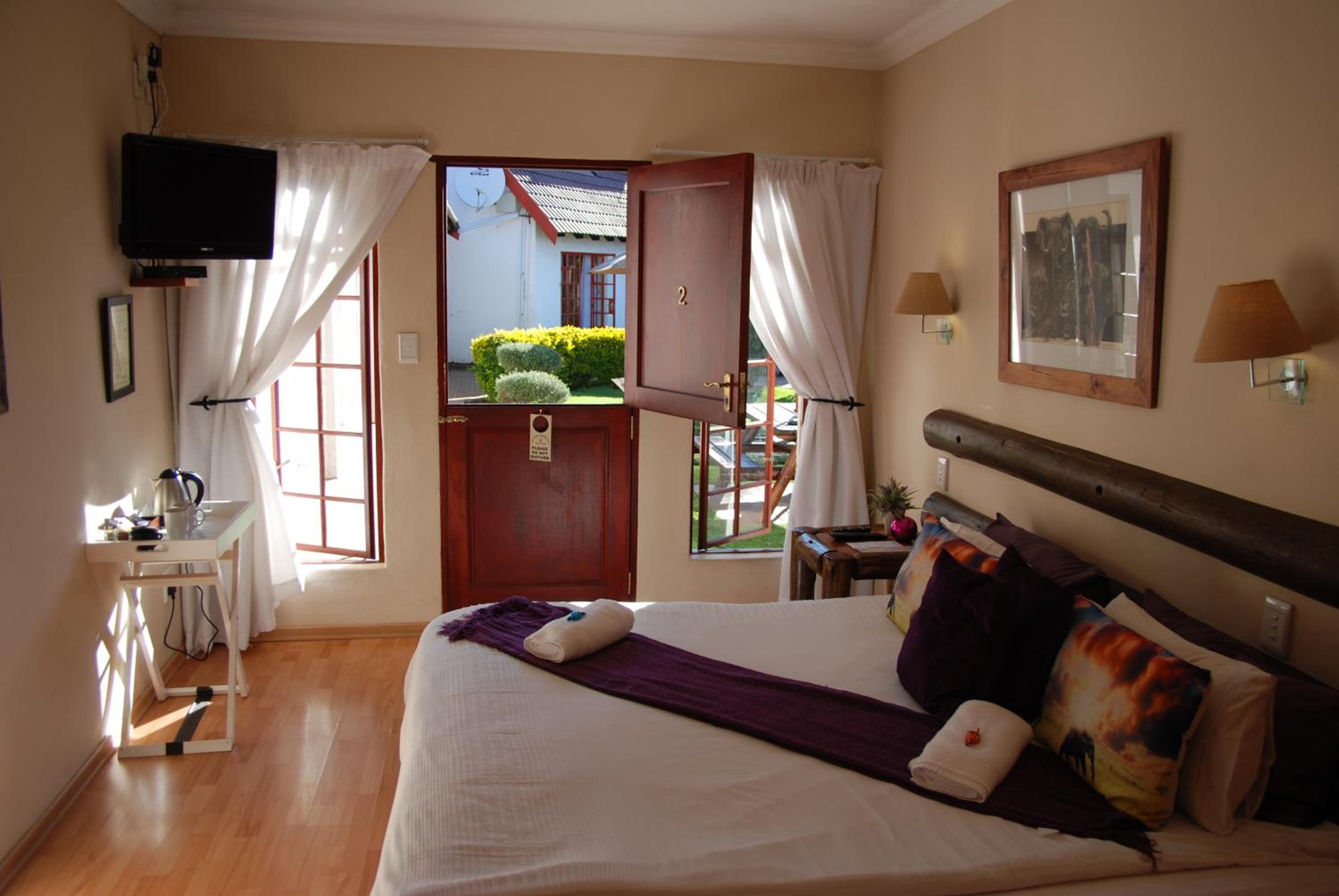 Twin/Double Room photo 1