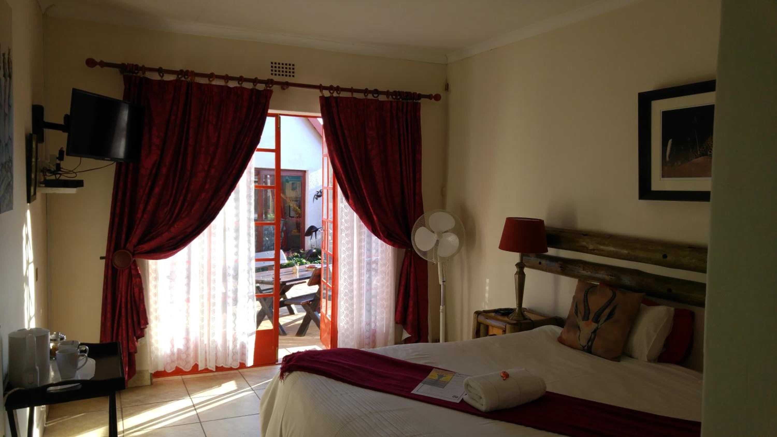 Twin/Double Room photo 3