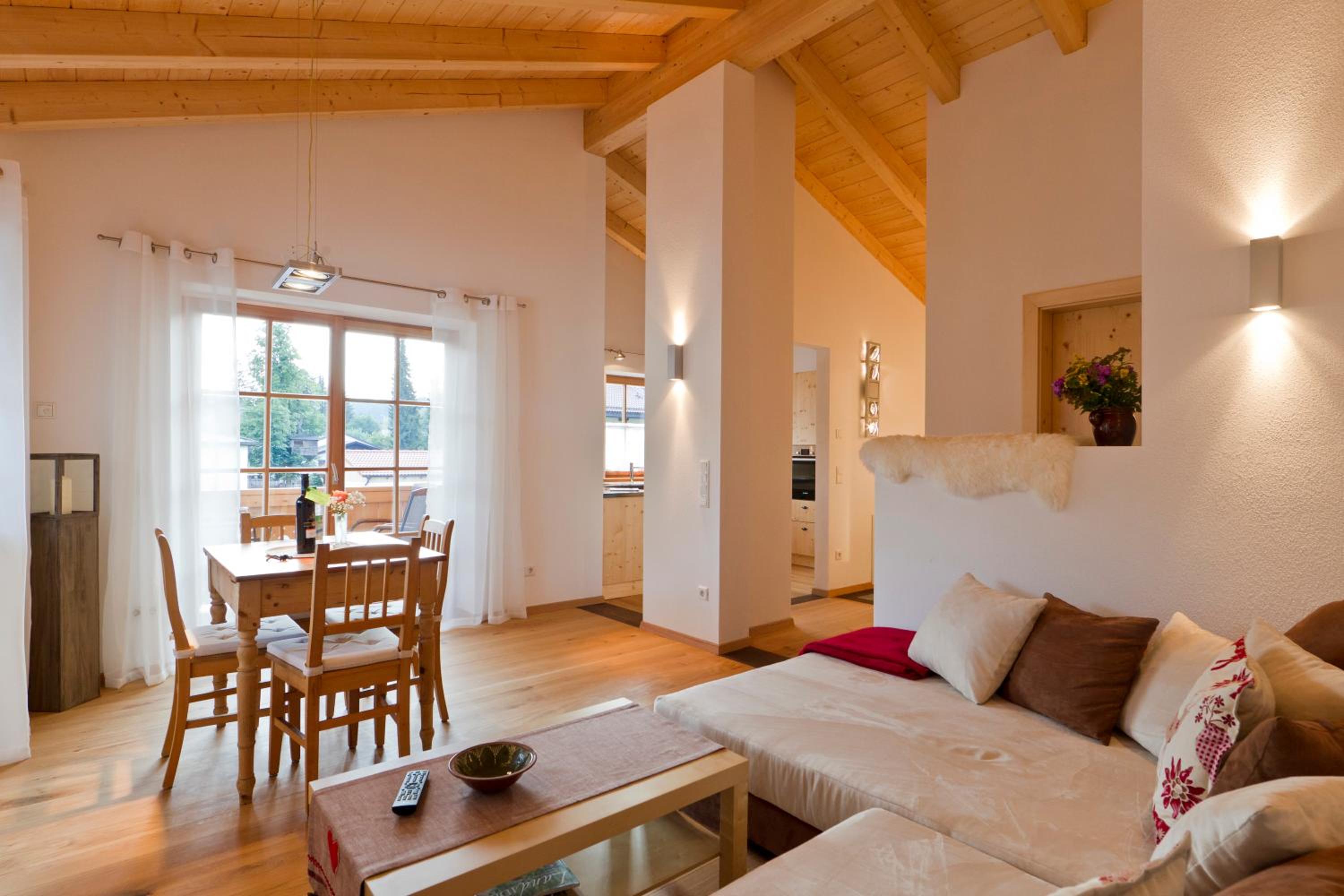 Apartment with Mountain View photo 1