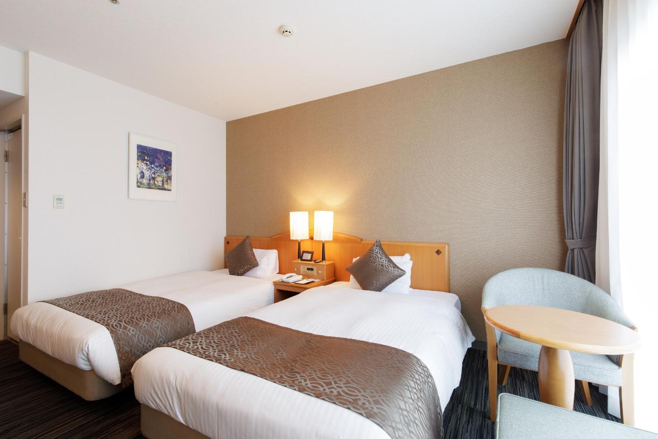 Twin Room with Park View - Non-Smoking - Photo 2