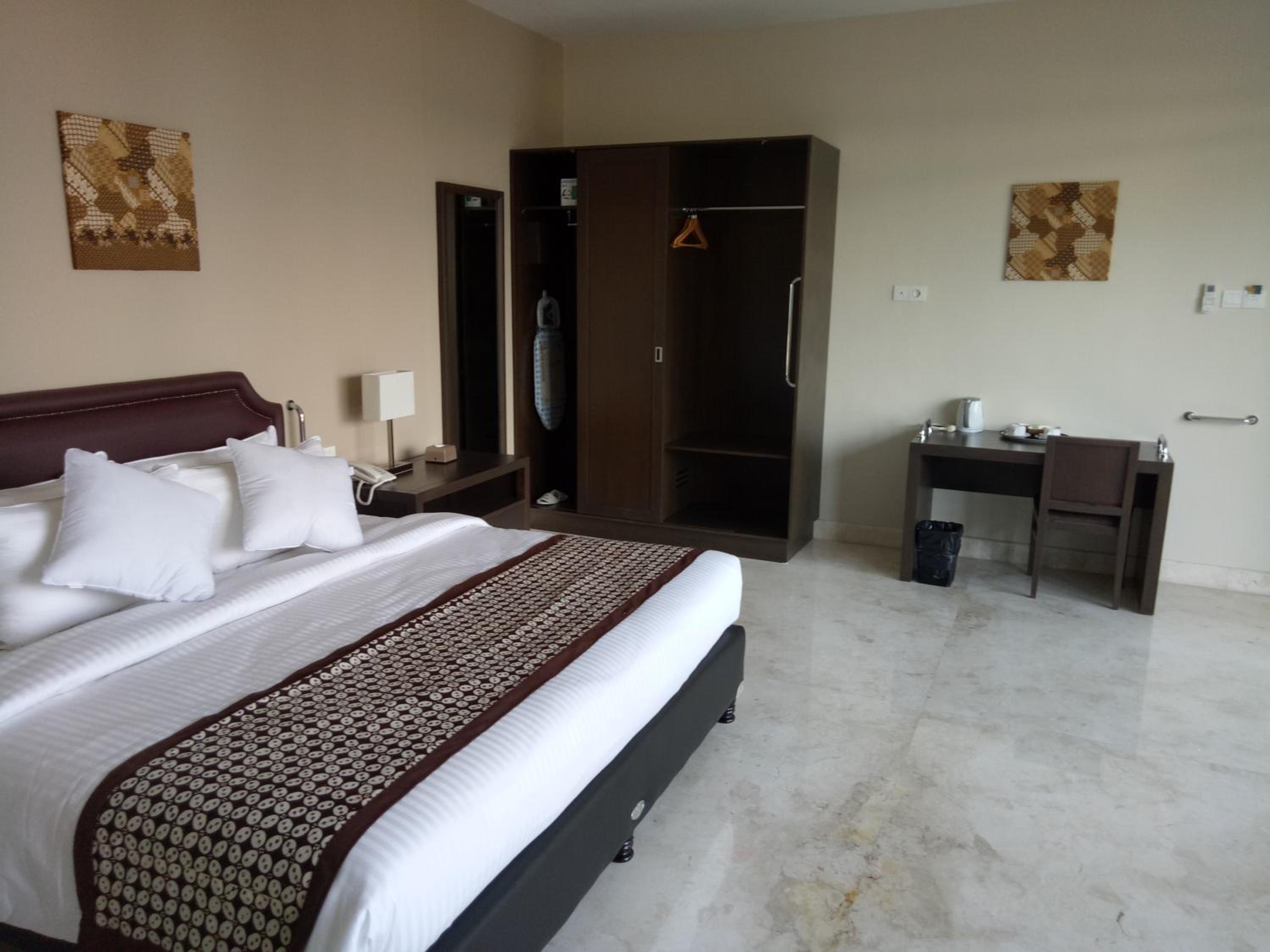 Executive Room - Photo 4