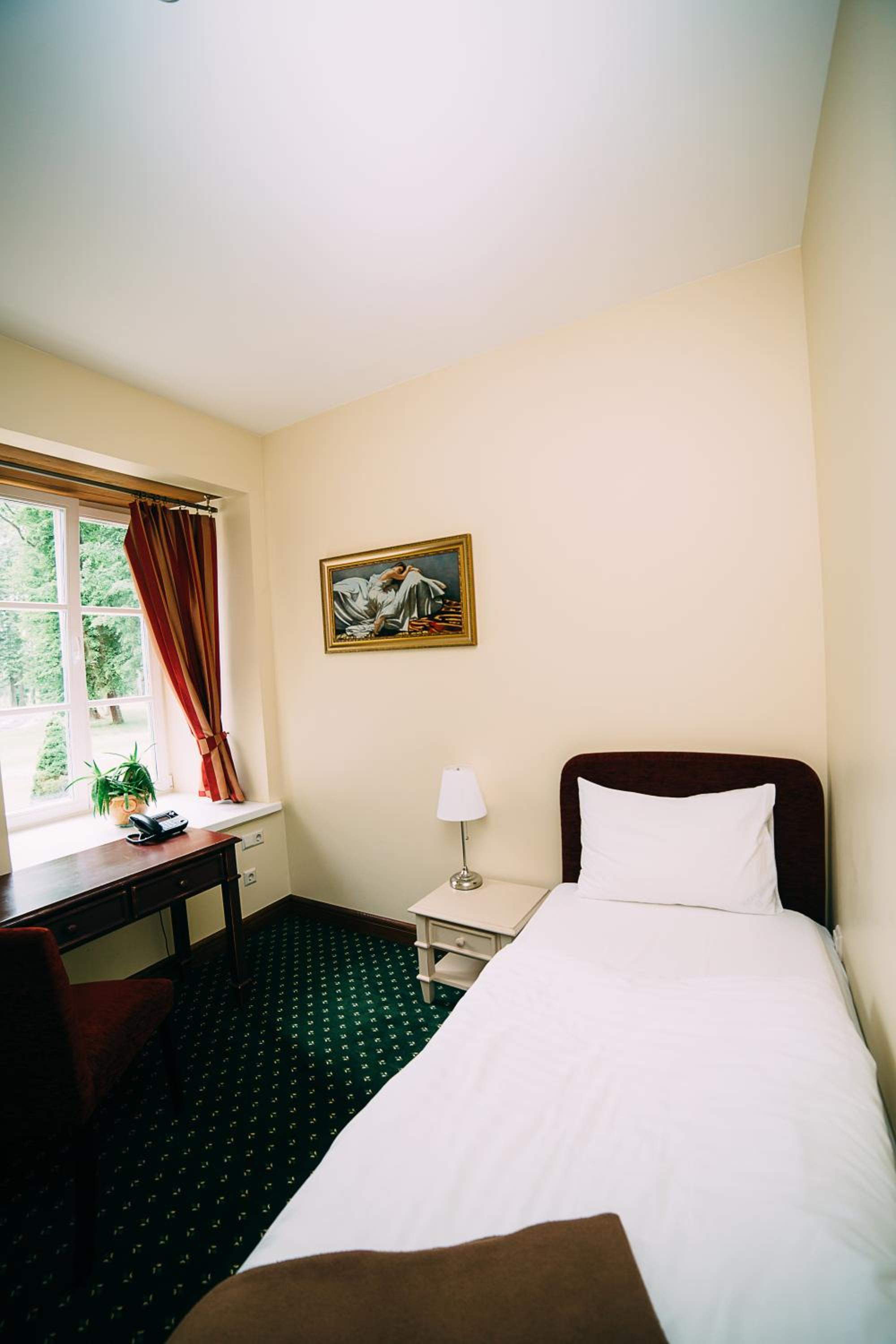 Single Room photo 2