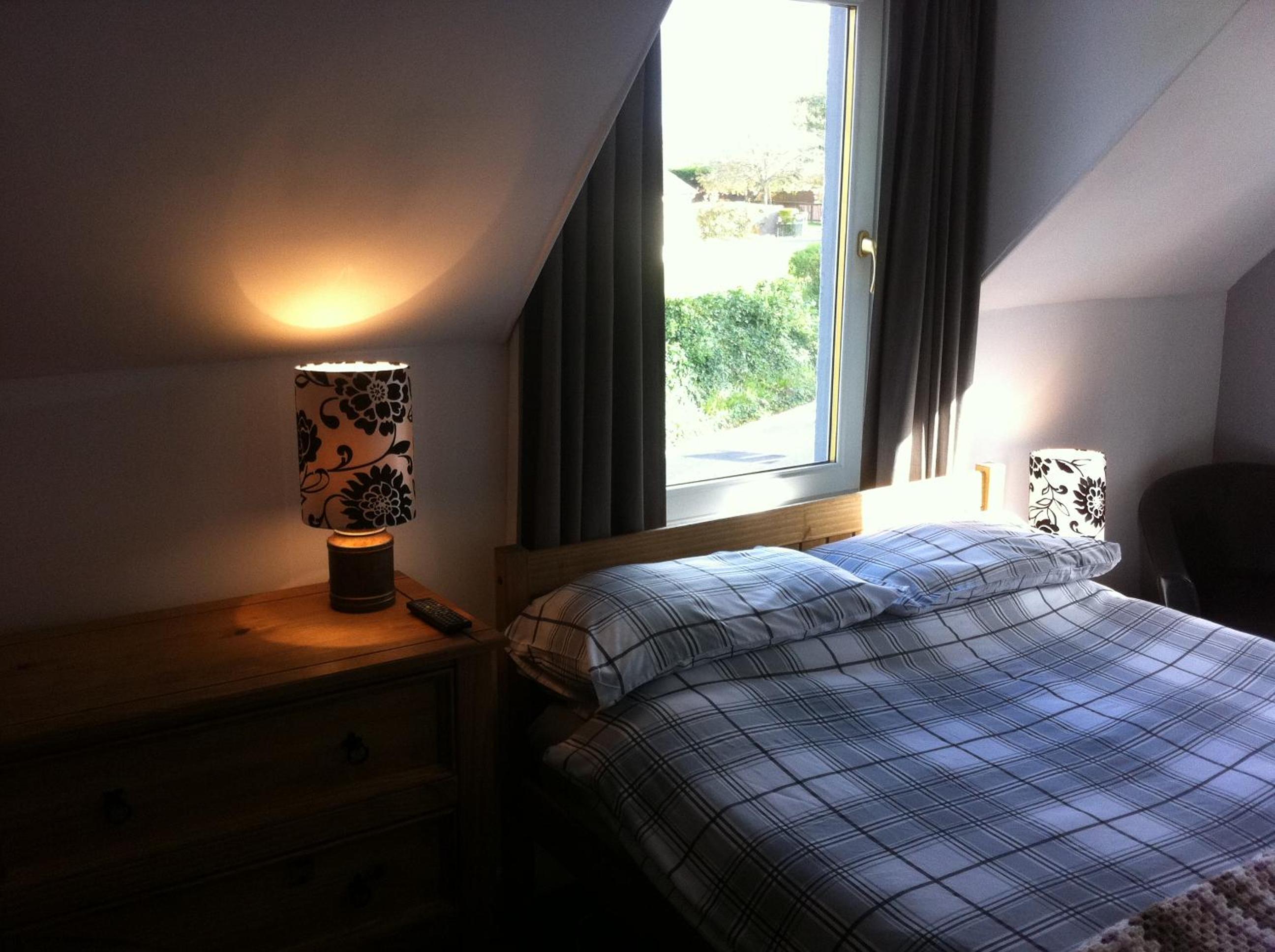 Double Room with Private Bathroom - Photo 5