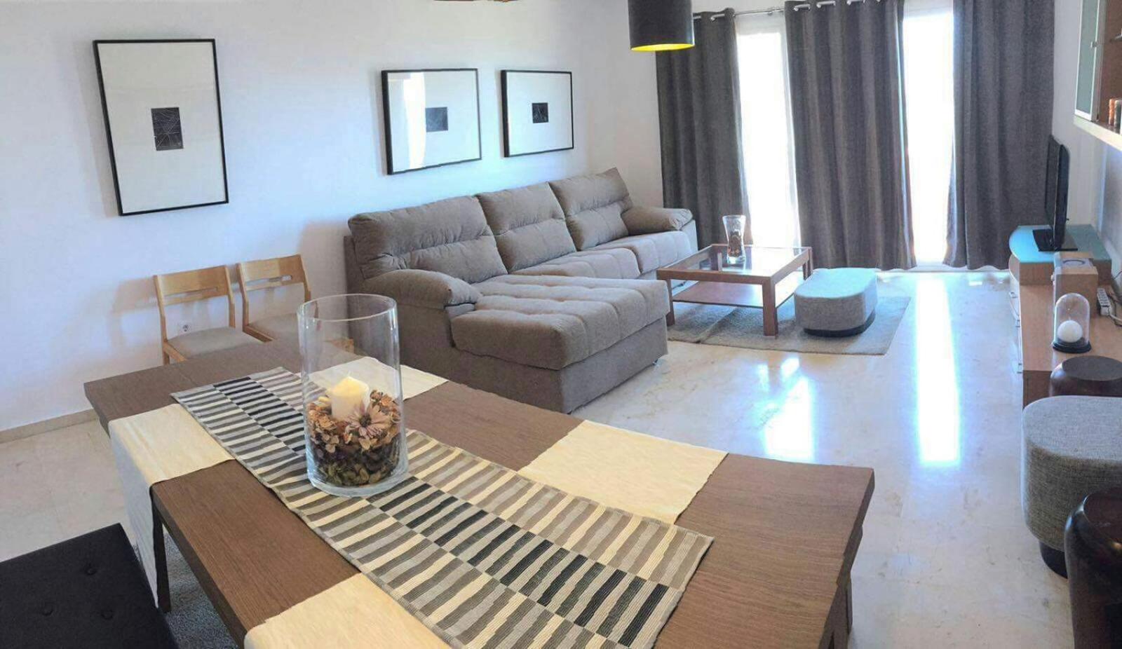 Apartamento con vista al mar