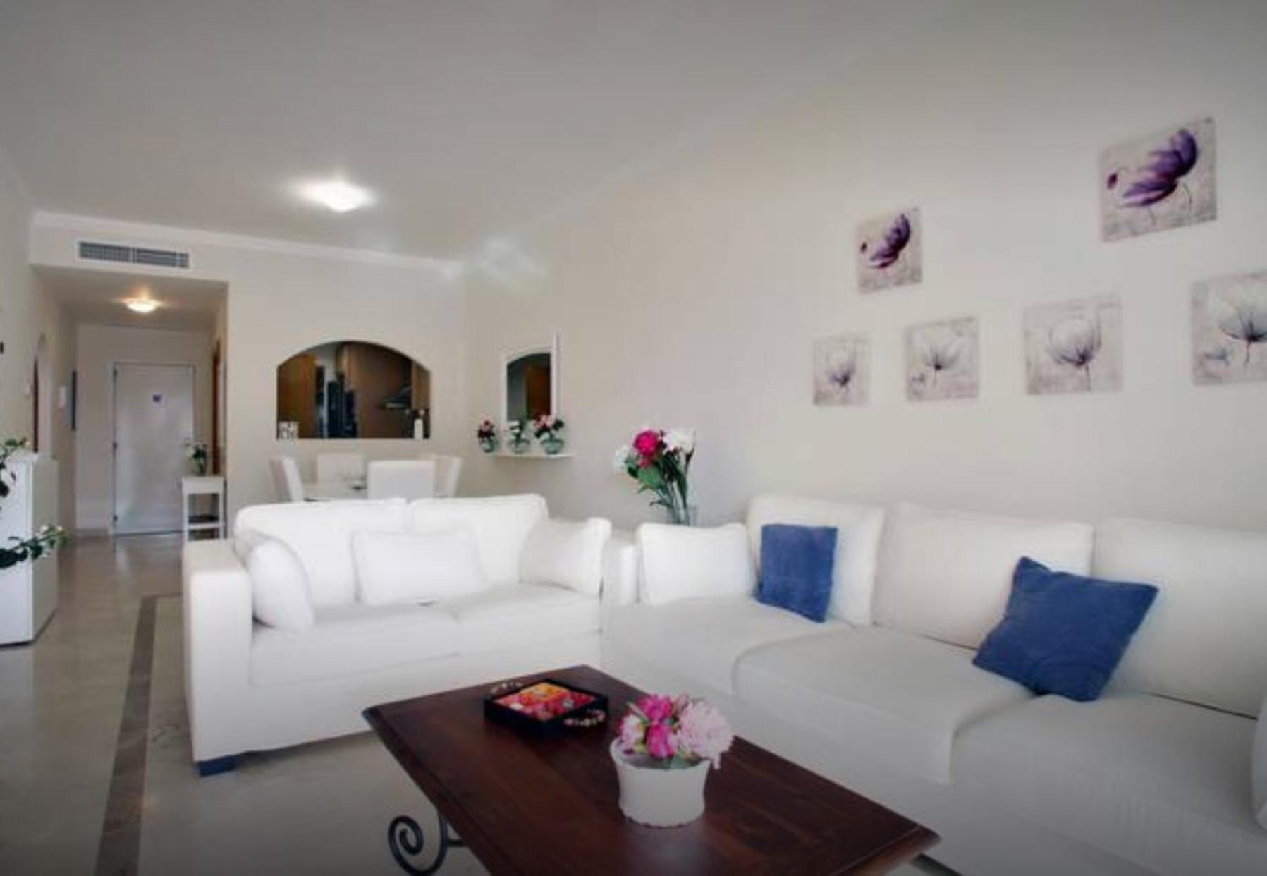 Apartamento con Jardín