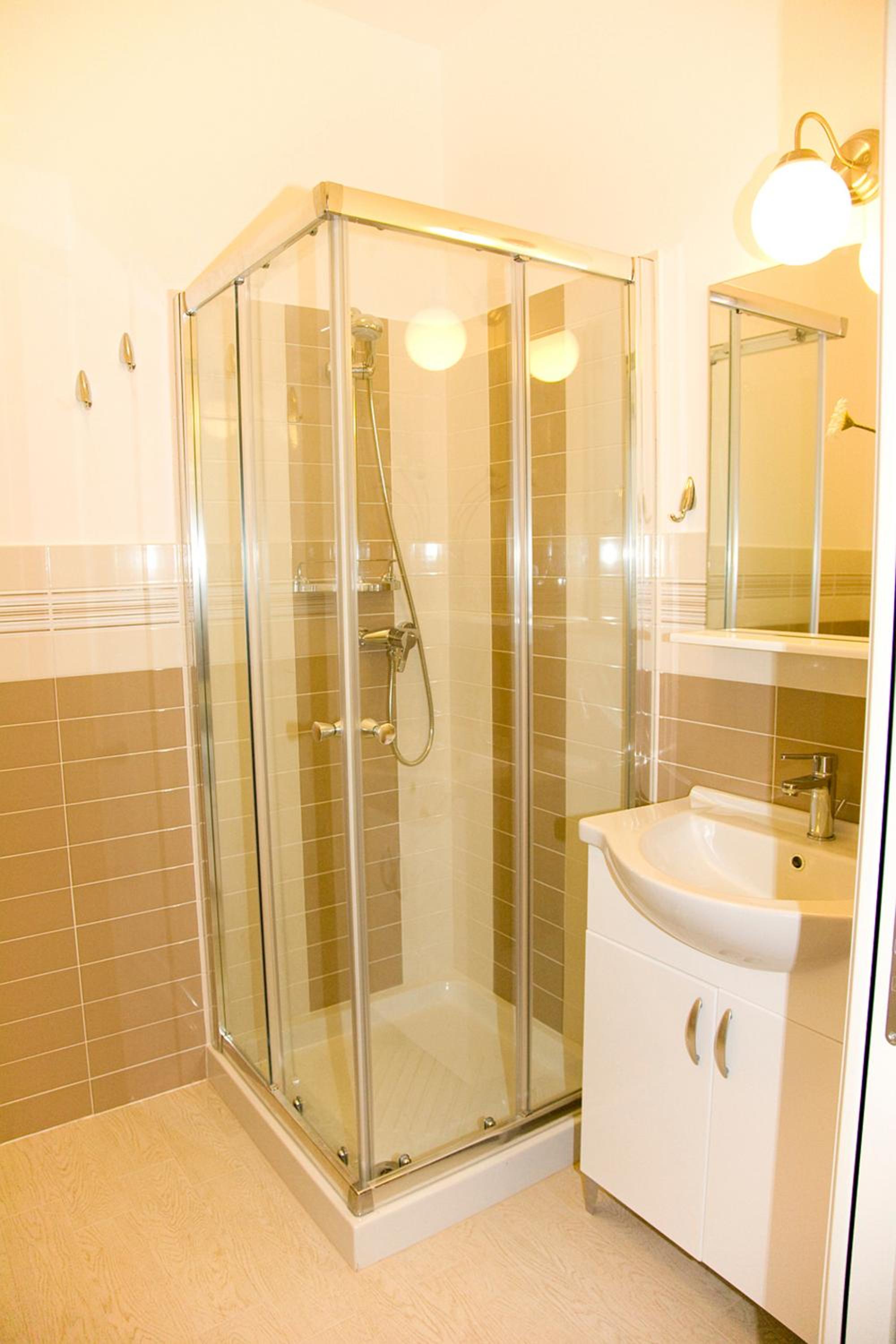One-Bedroom House photo 2