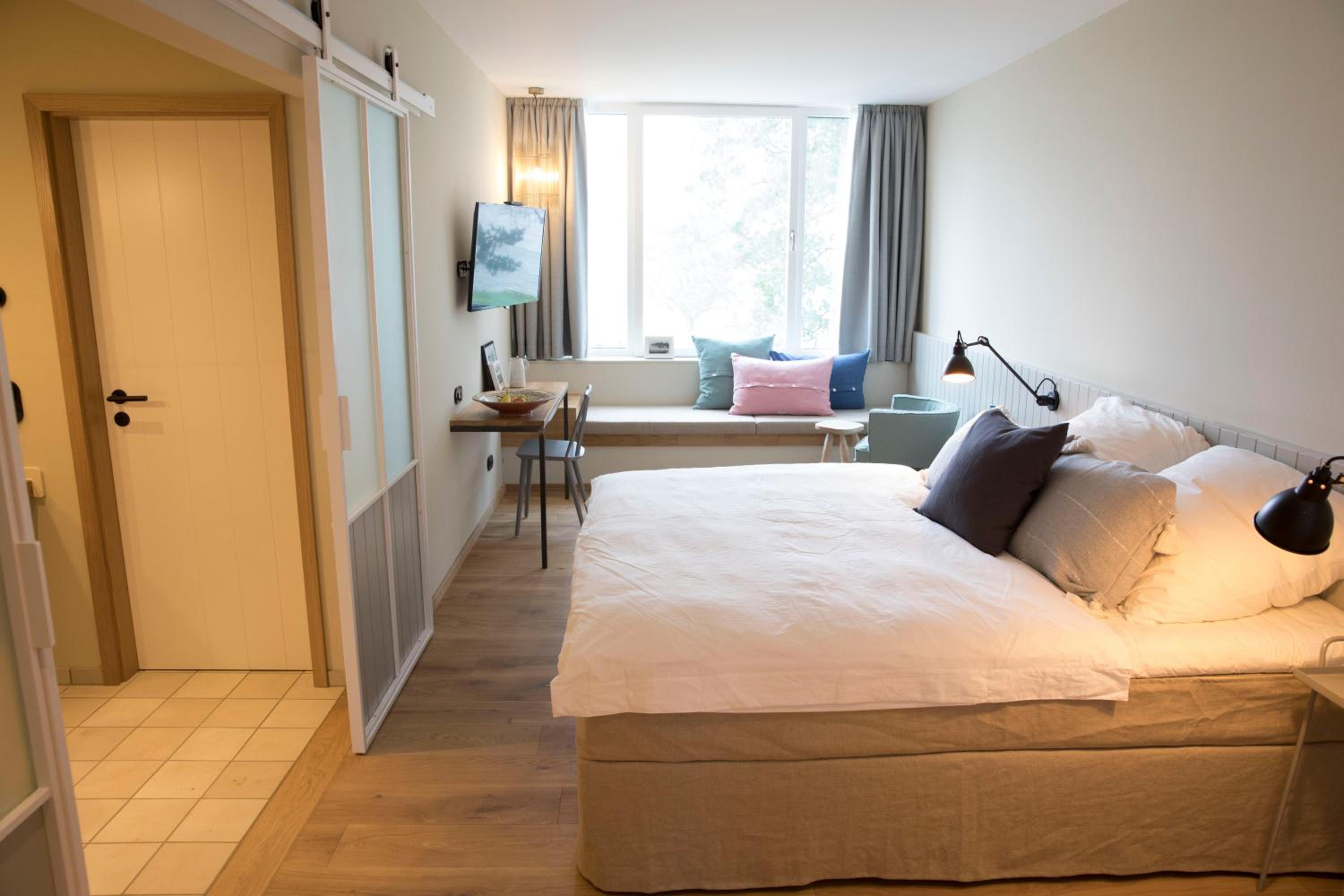 Double Room with Sea View - Photo 5