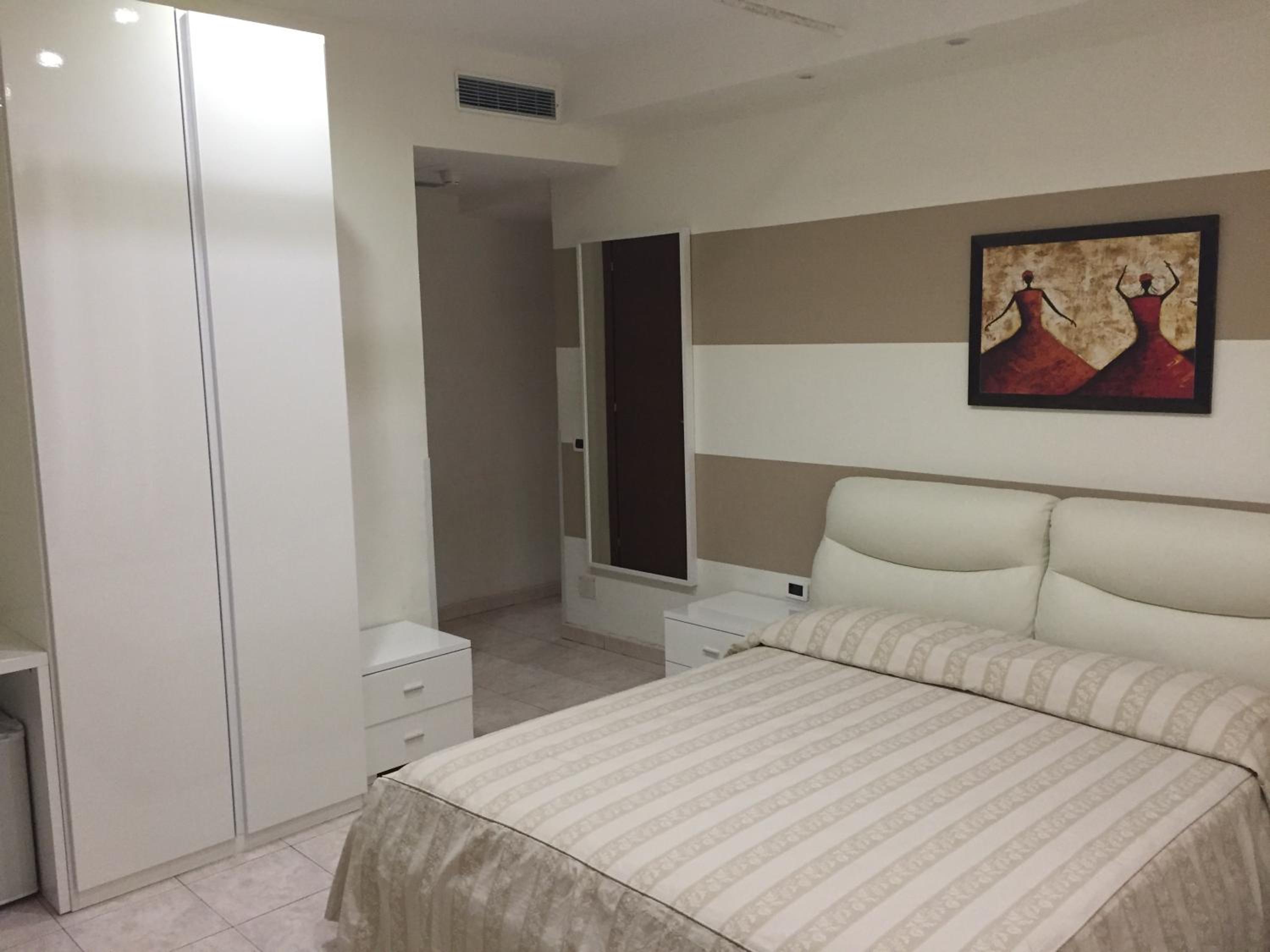 Triple Room photo 2