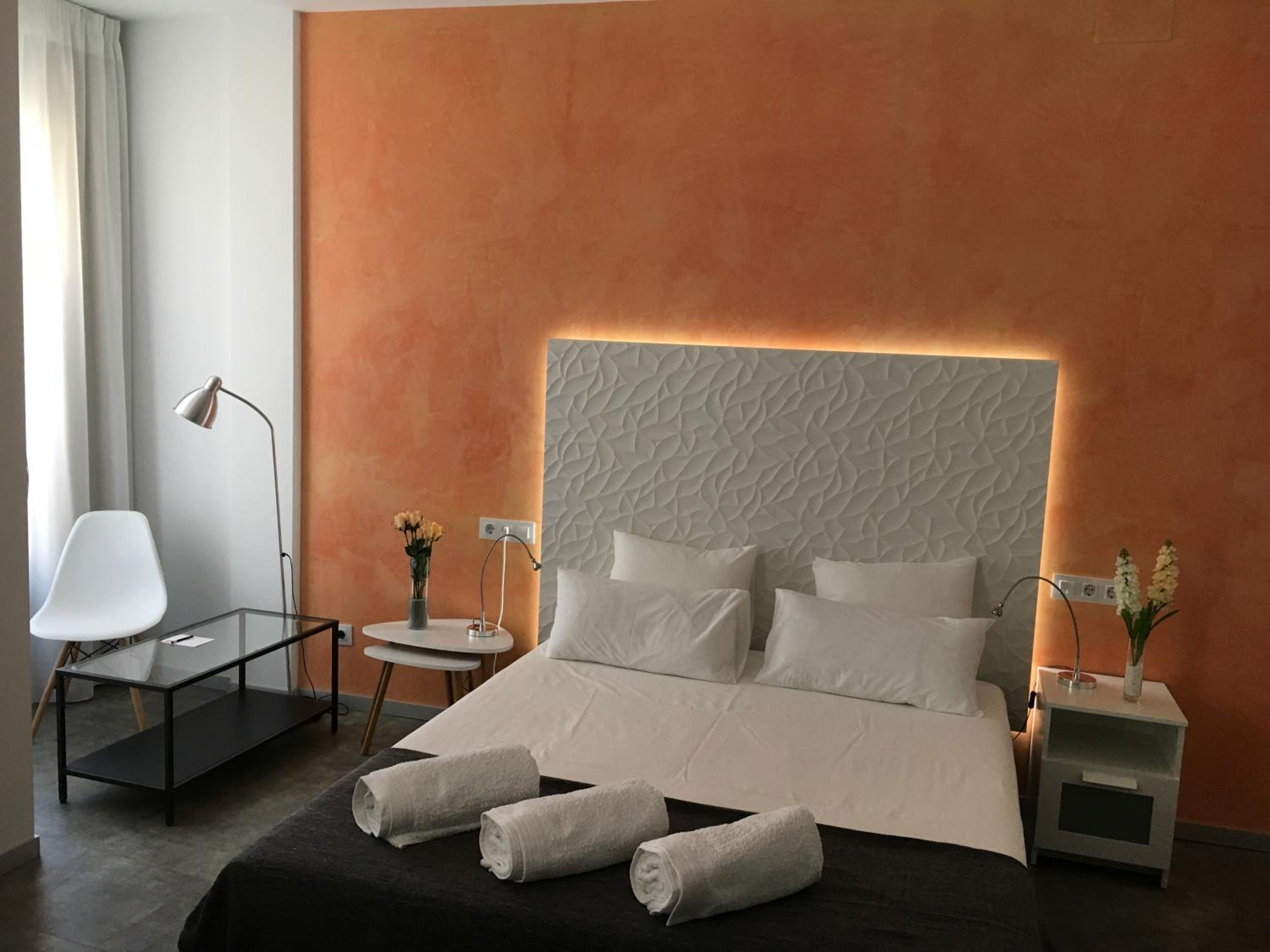 Double Room - Photo 3