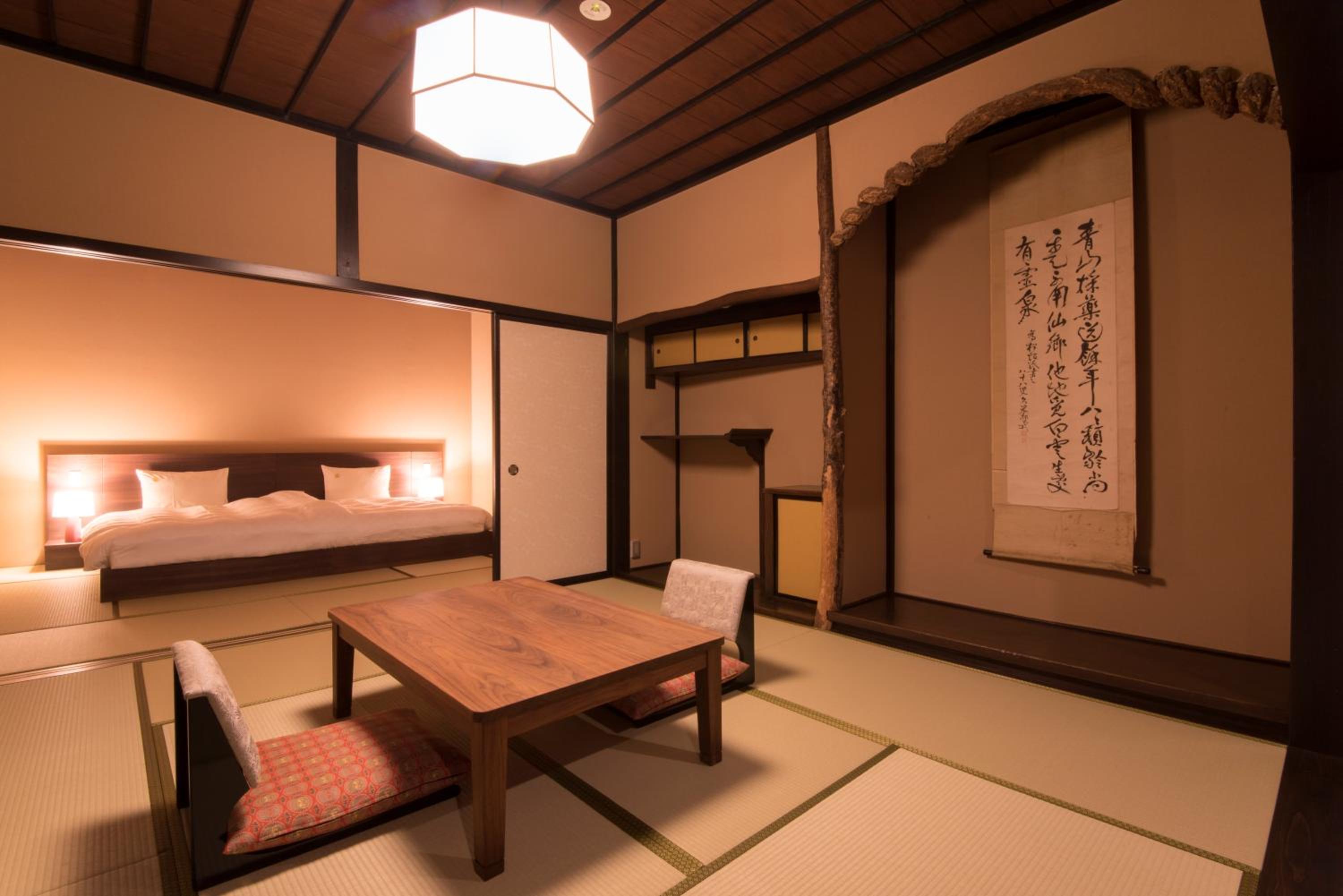 Superior Twin Room with Shower (Kakumeikan)