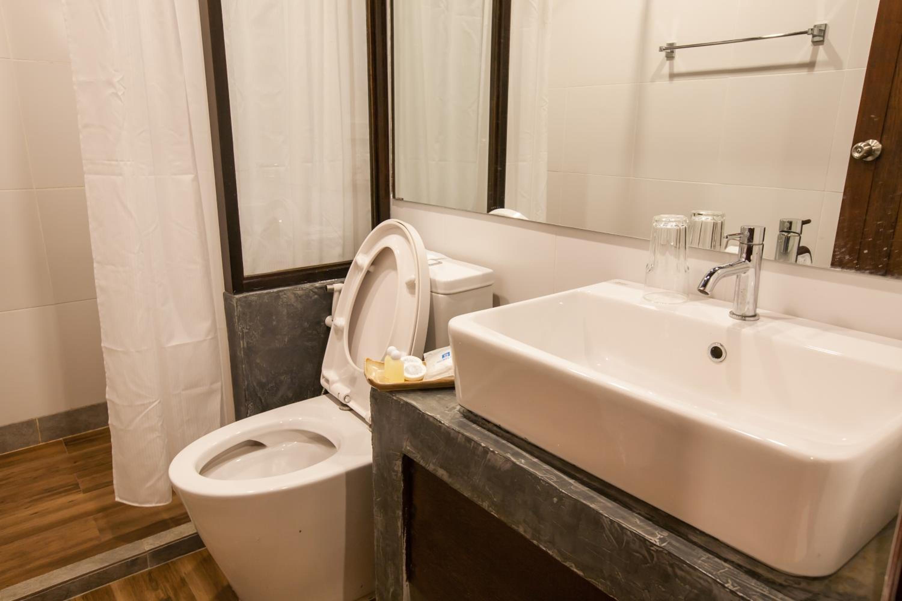 Superior Twin Room - Photo 4