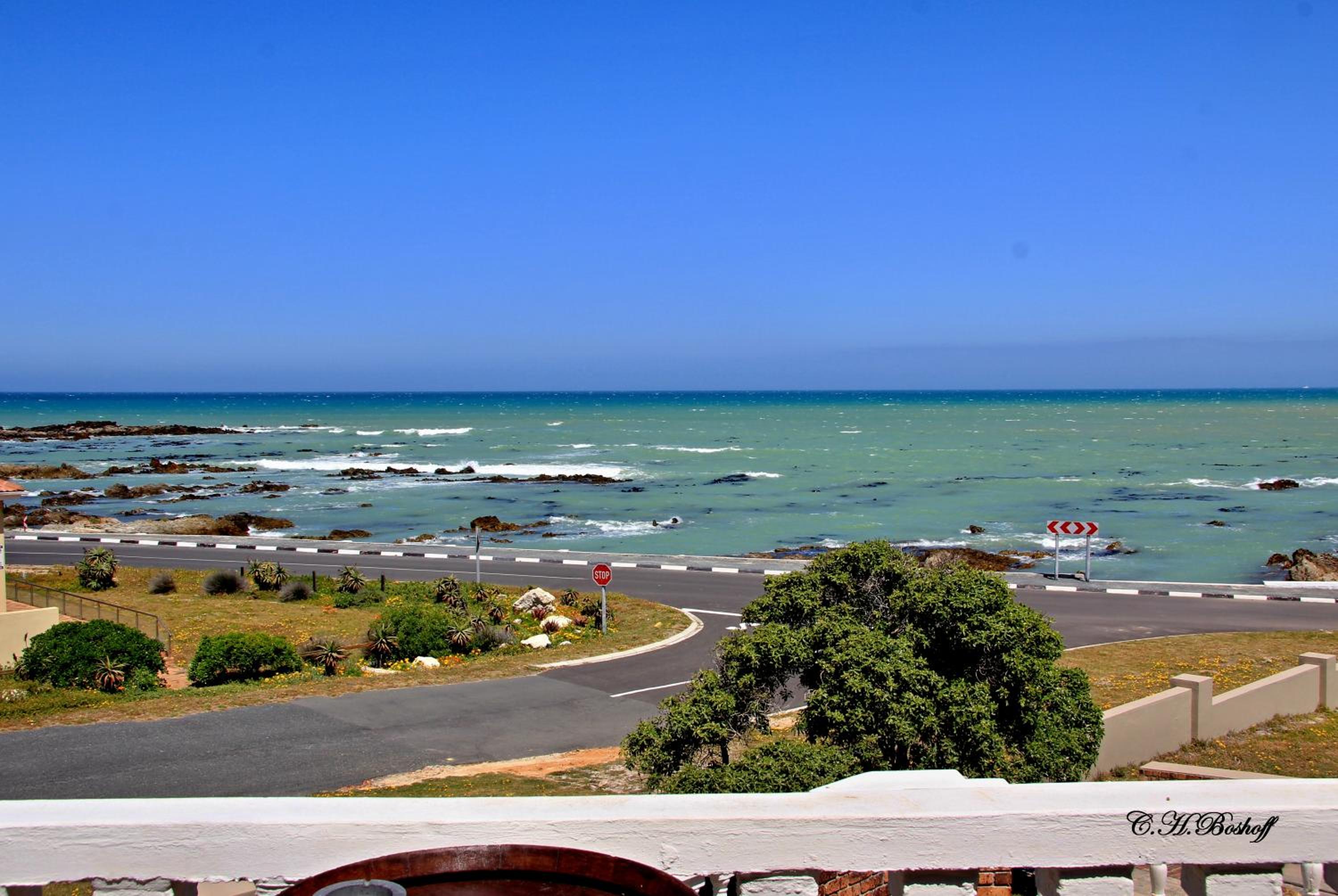 Deluxe Double Room With Balcony And Sea View photo 2