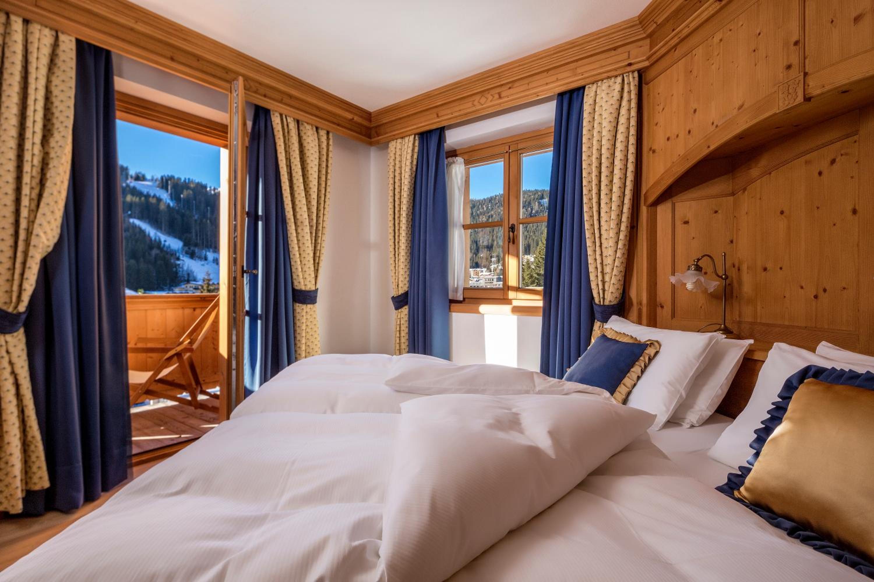Comfort Suite photo 1