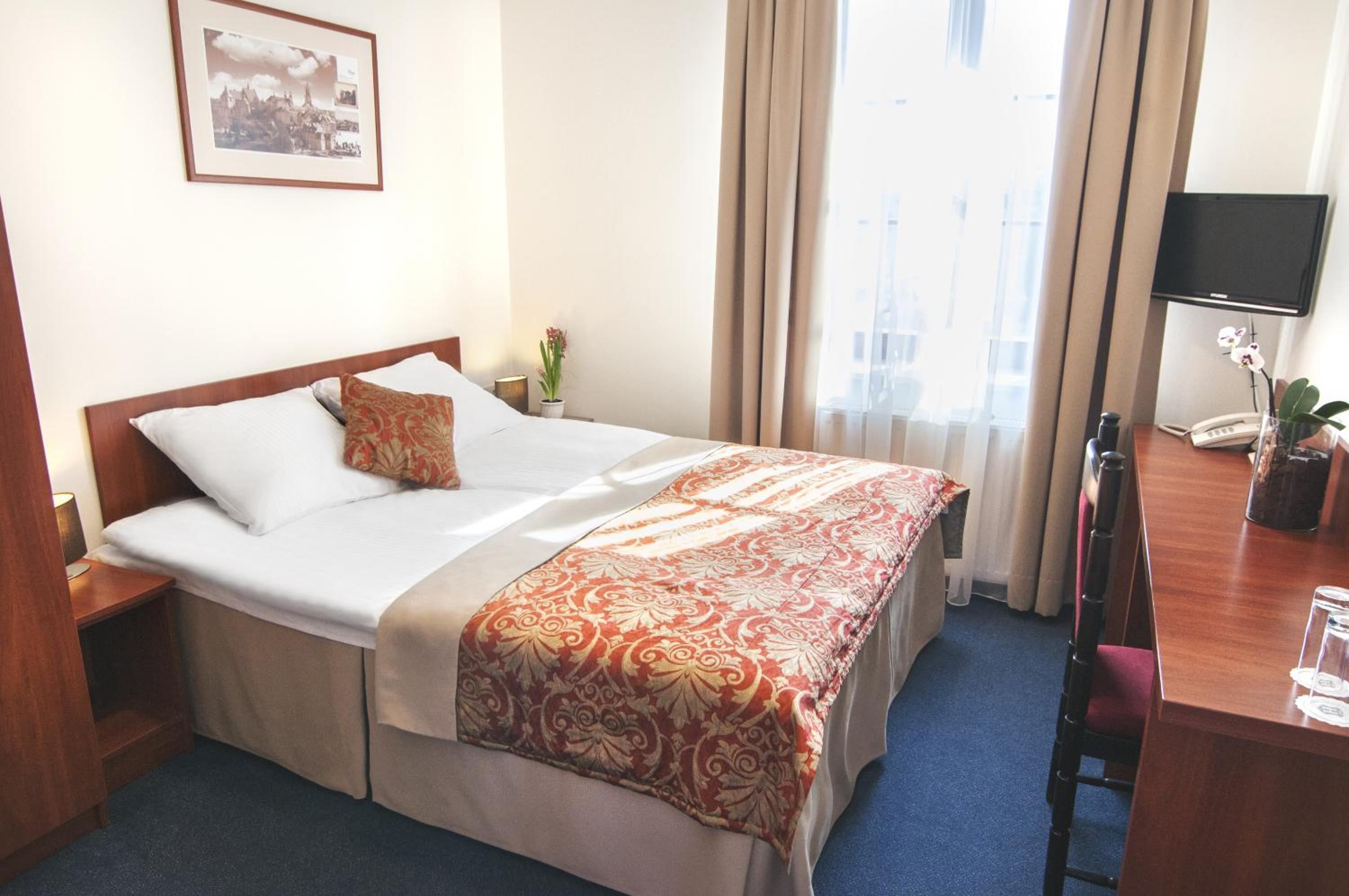 Standard Double Room with City View photo 1