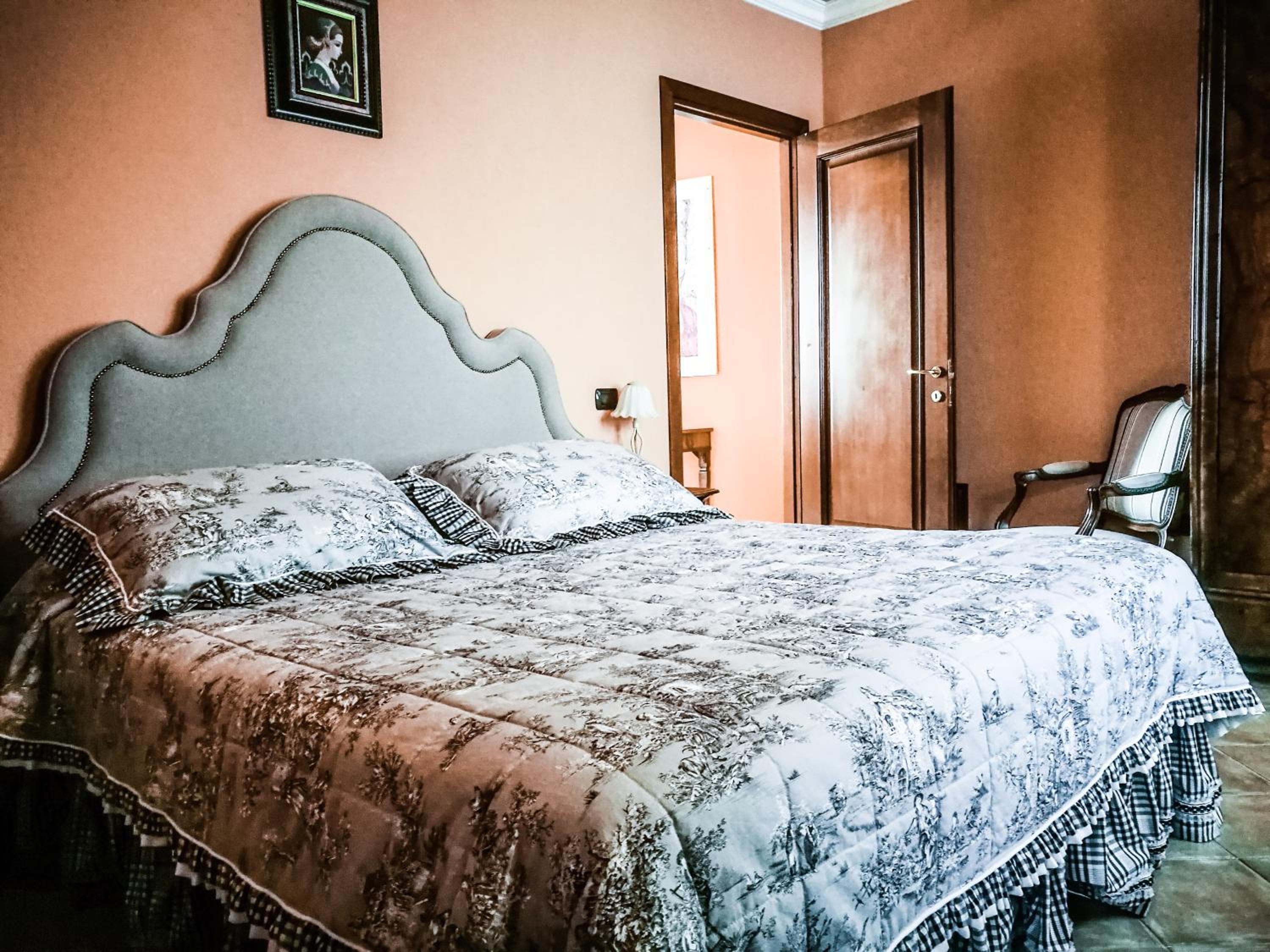 Suite - Photo 7
