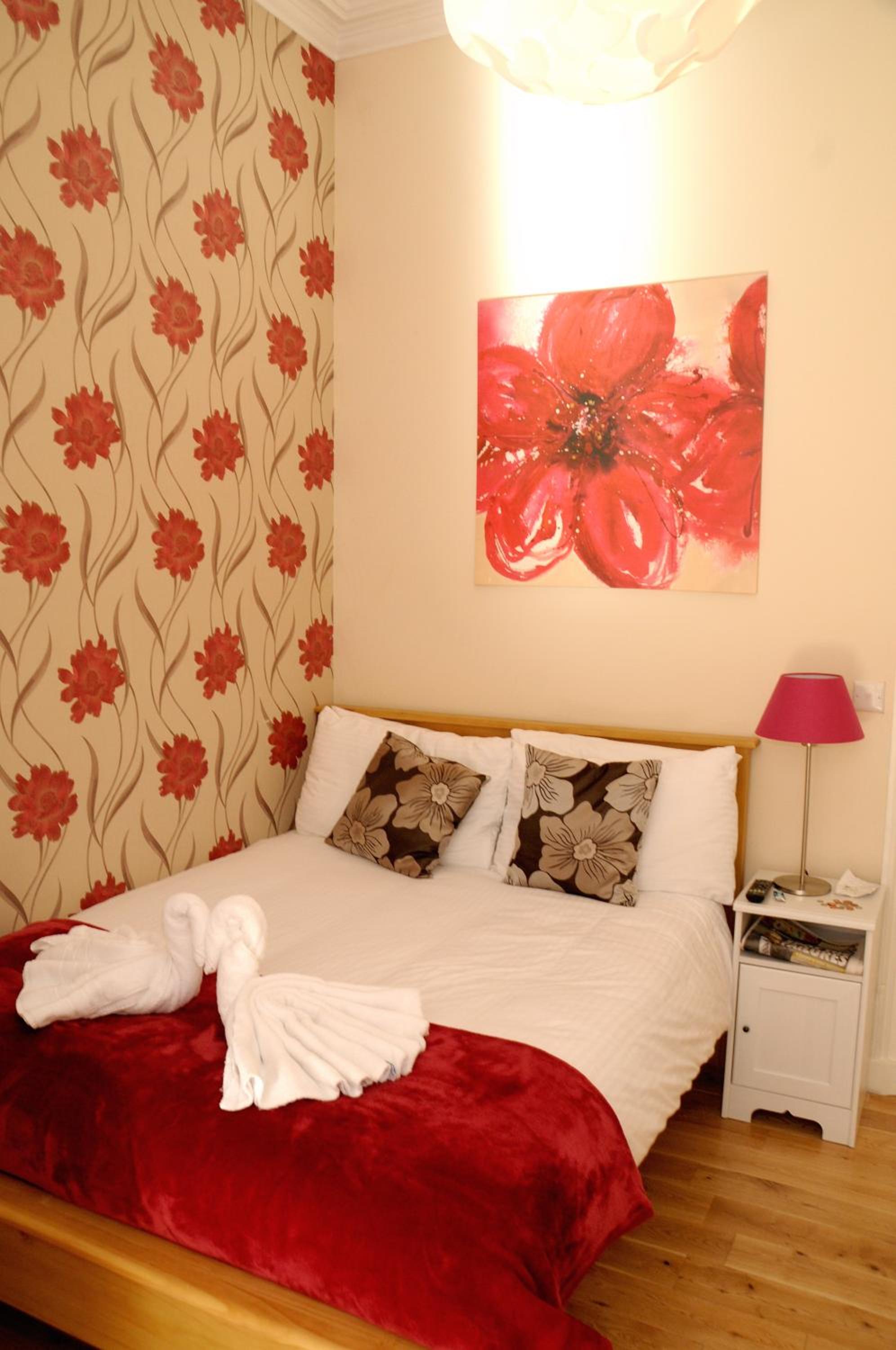 Single Room - En Suite