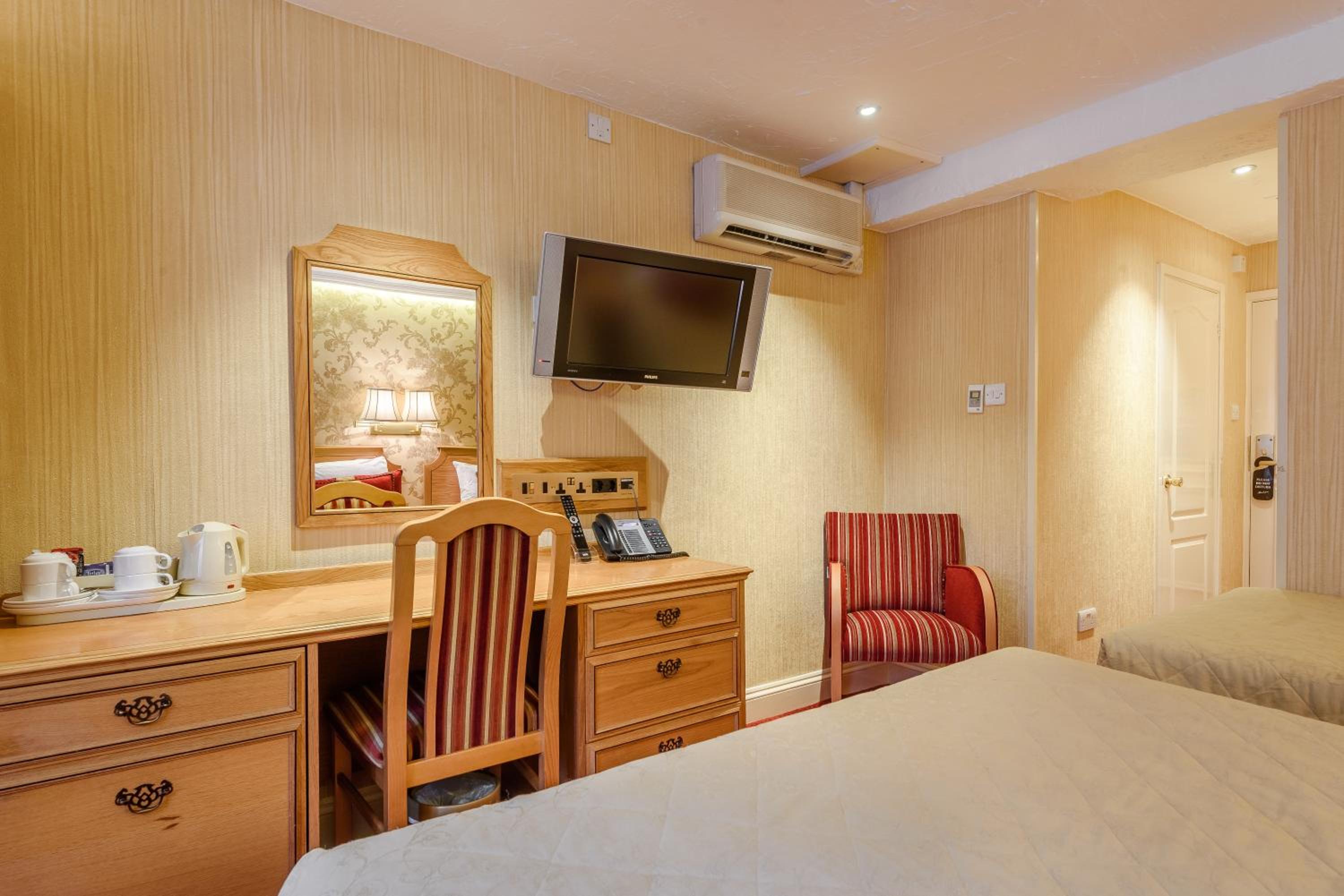 Classic Quad Room