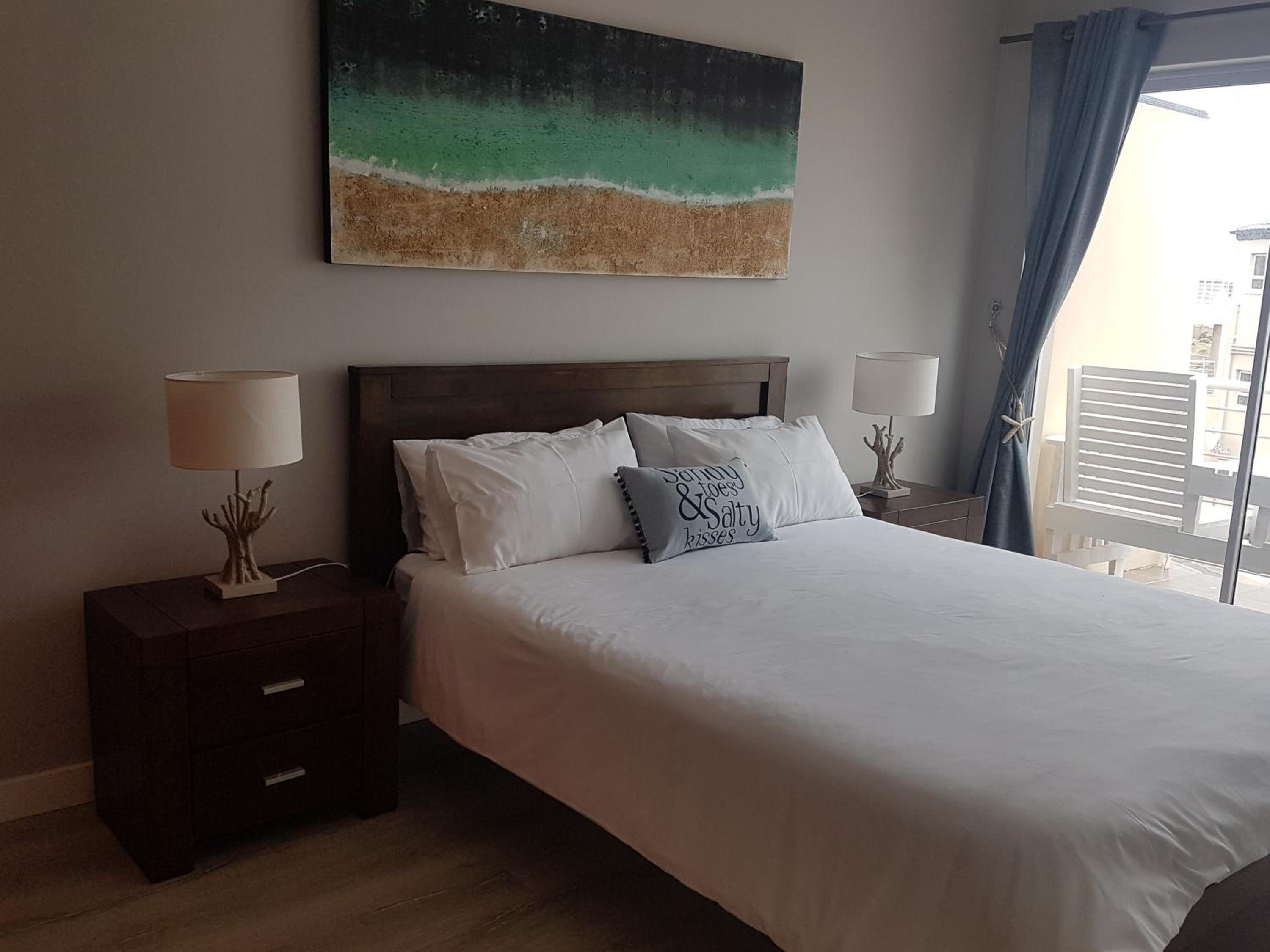 Apartment with Sea View photo 2