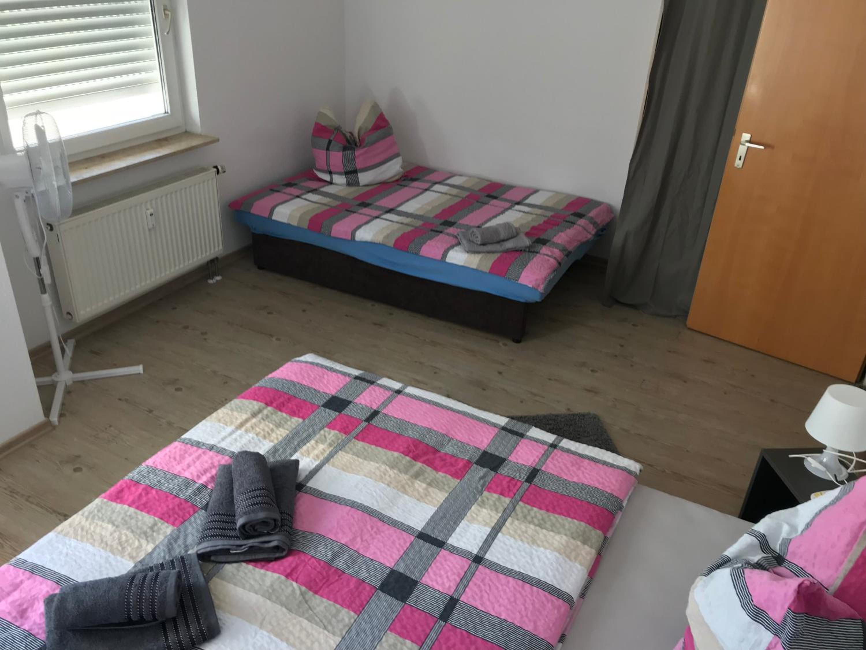 Apartment with Terrace - Photo 8