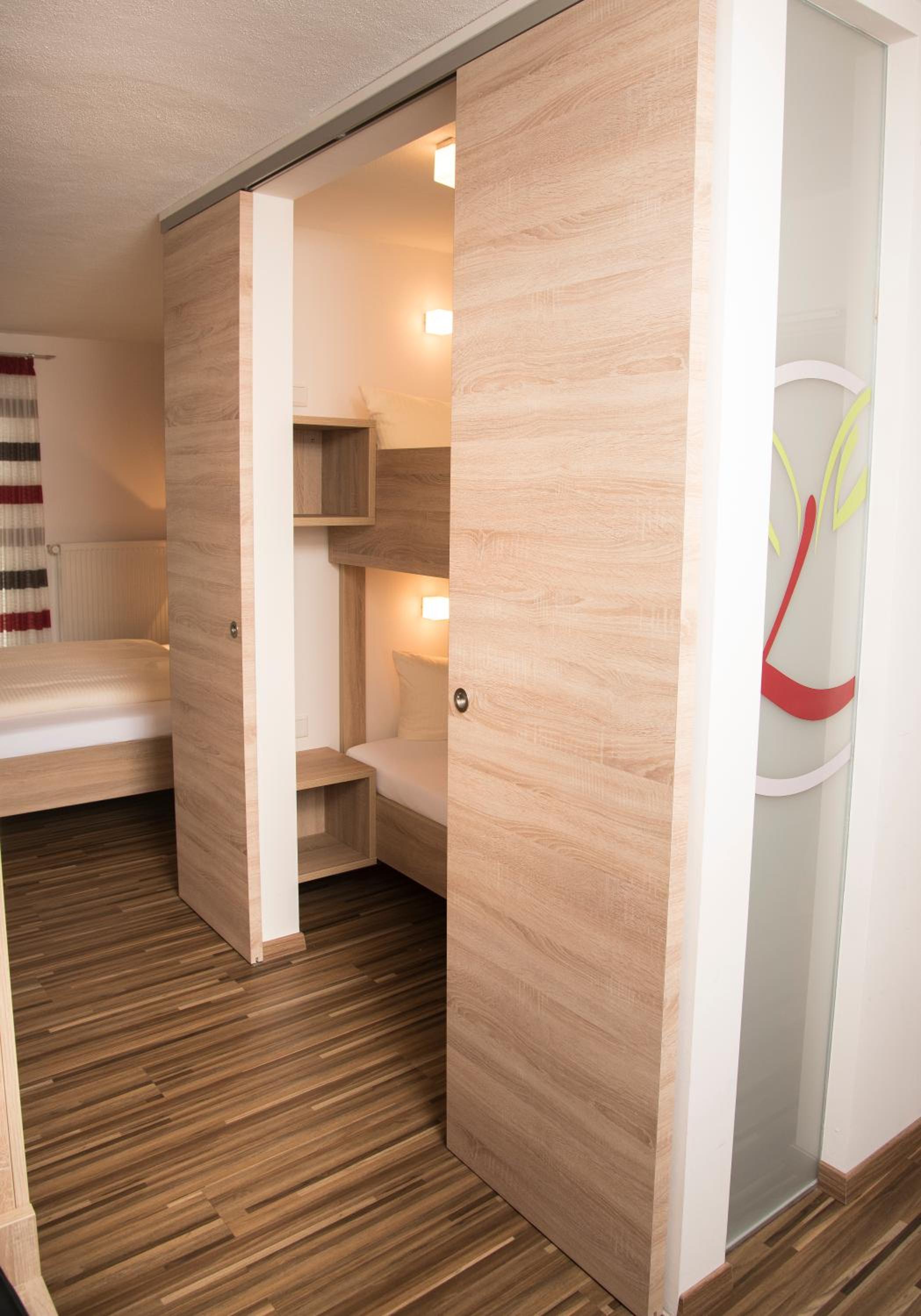 Family Suite - Photo 2