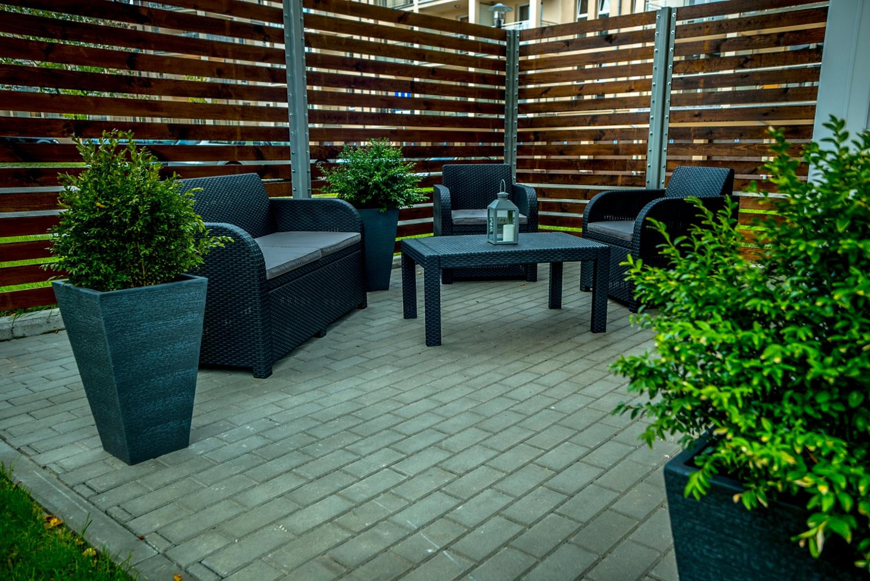 Apartment with Terrace - Photo 2