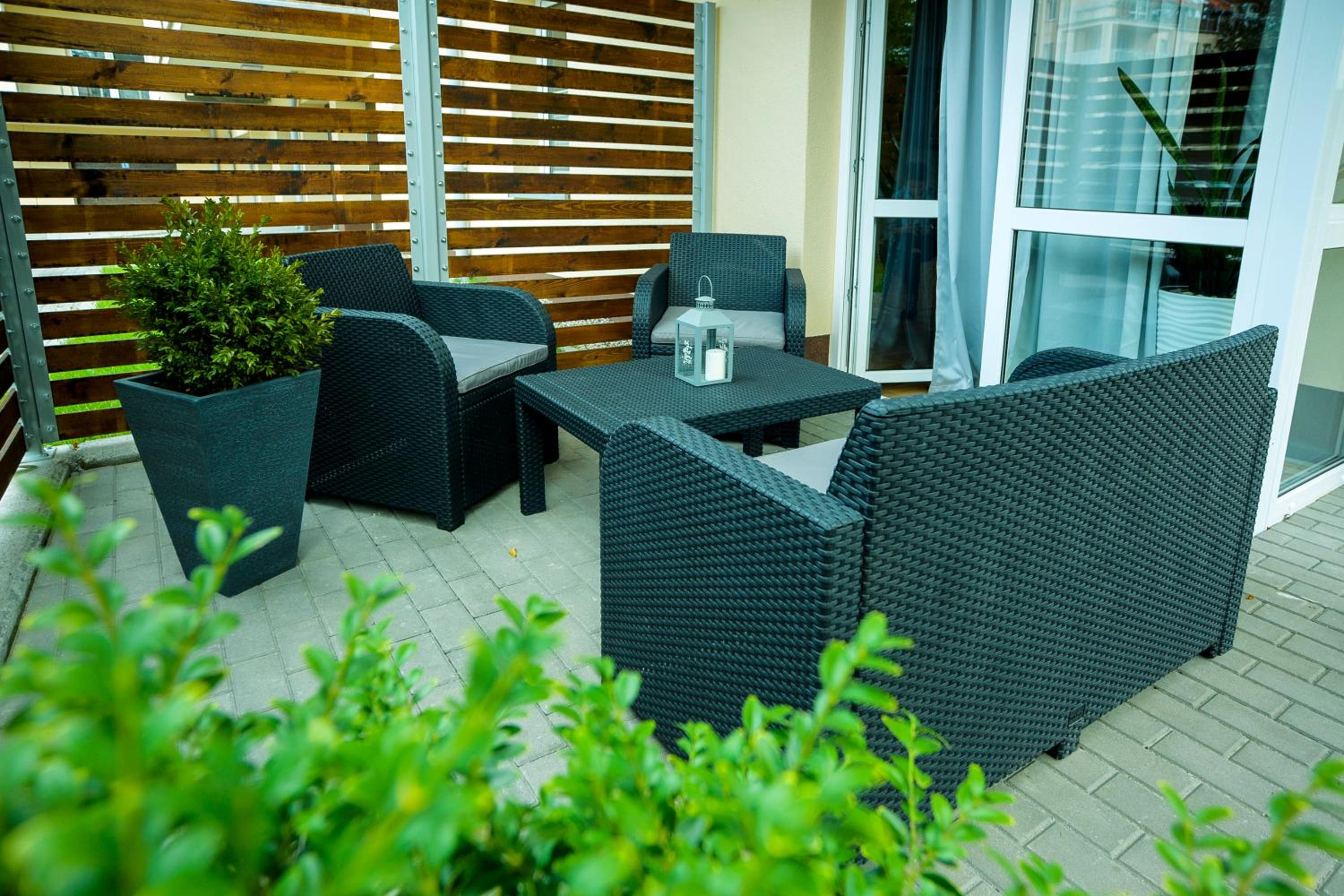 Apartment with Terrace - Photo 7