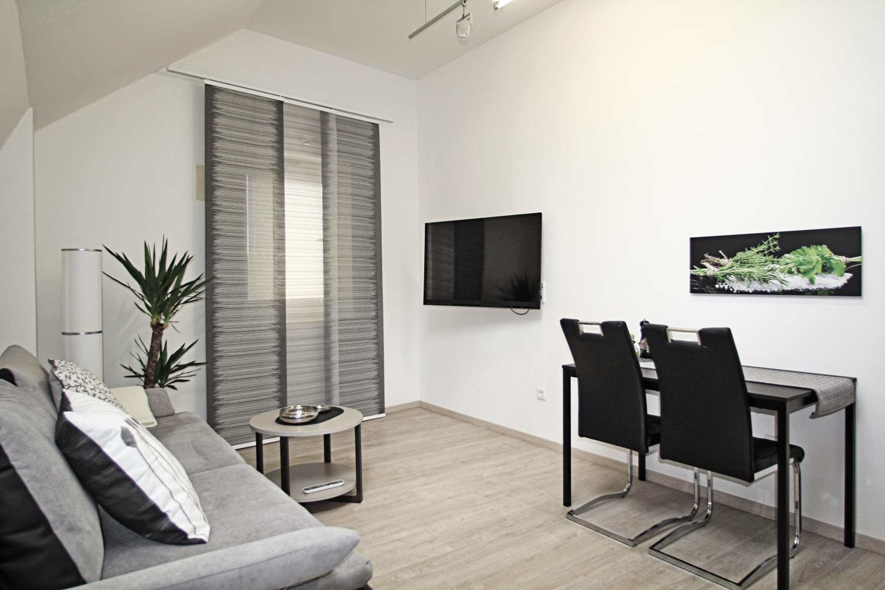 Apartment photo 3