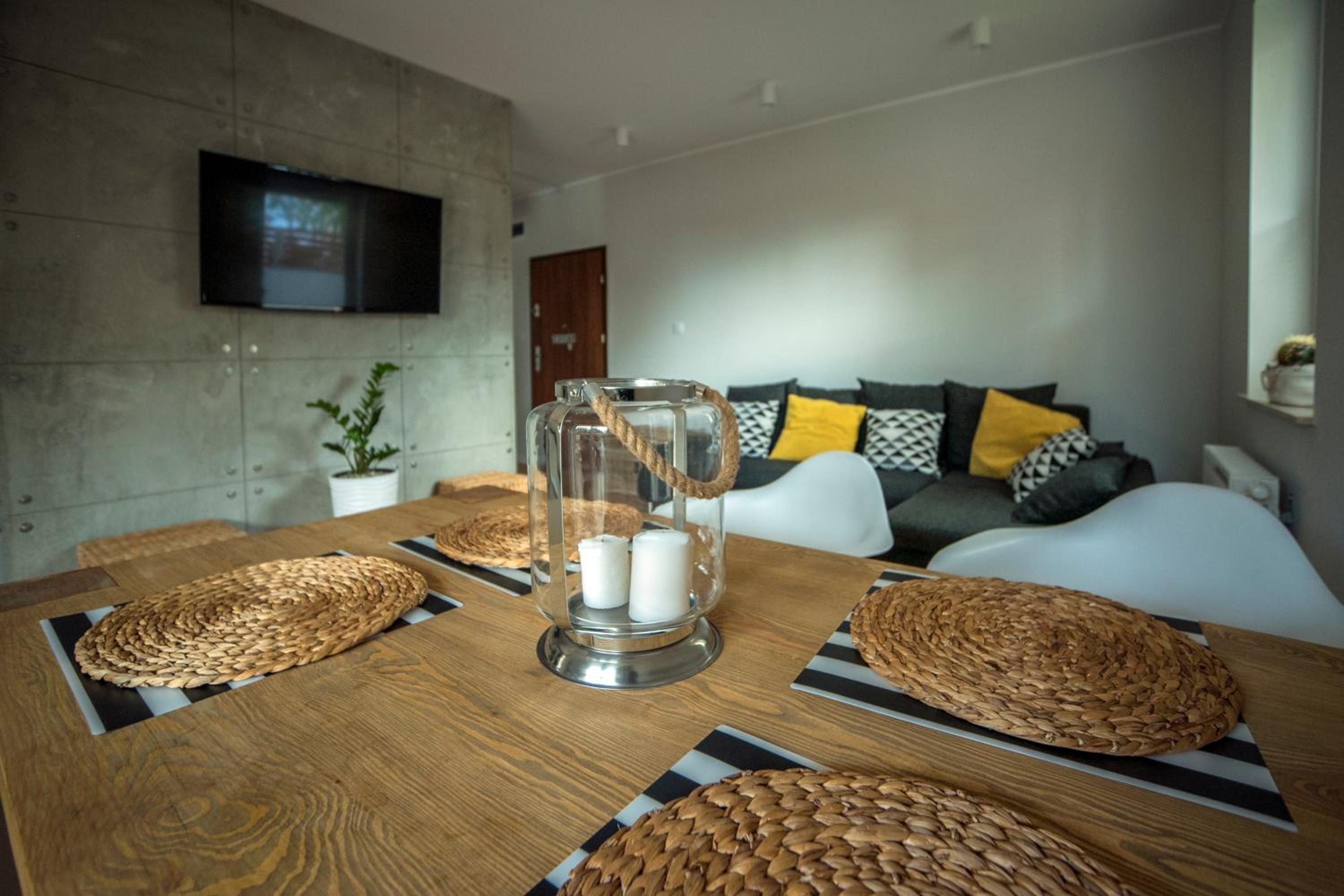 Apartment with Terrace - Photo 35