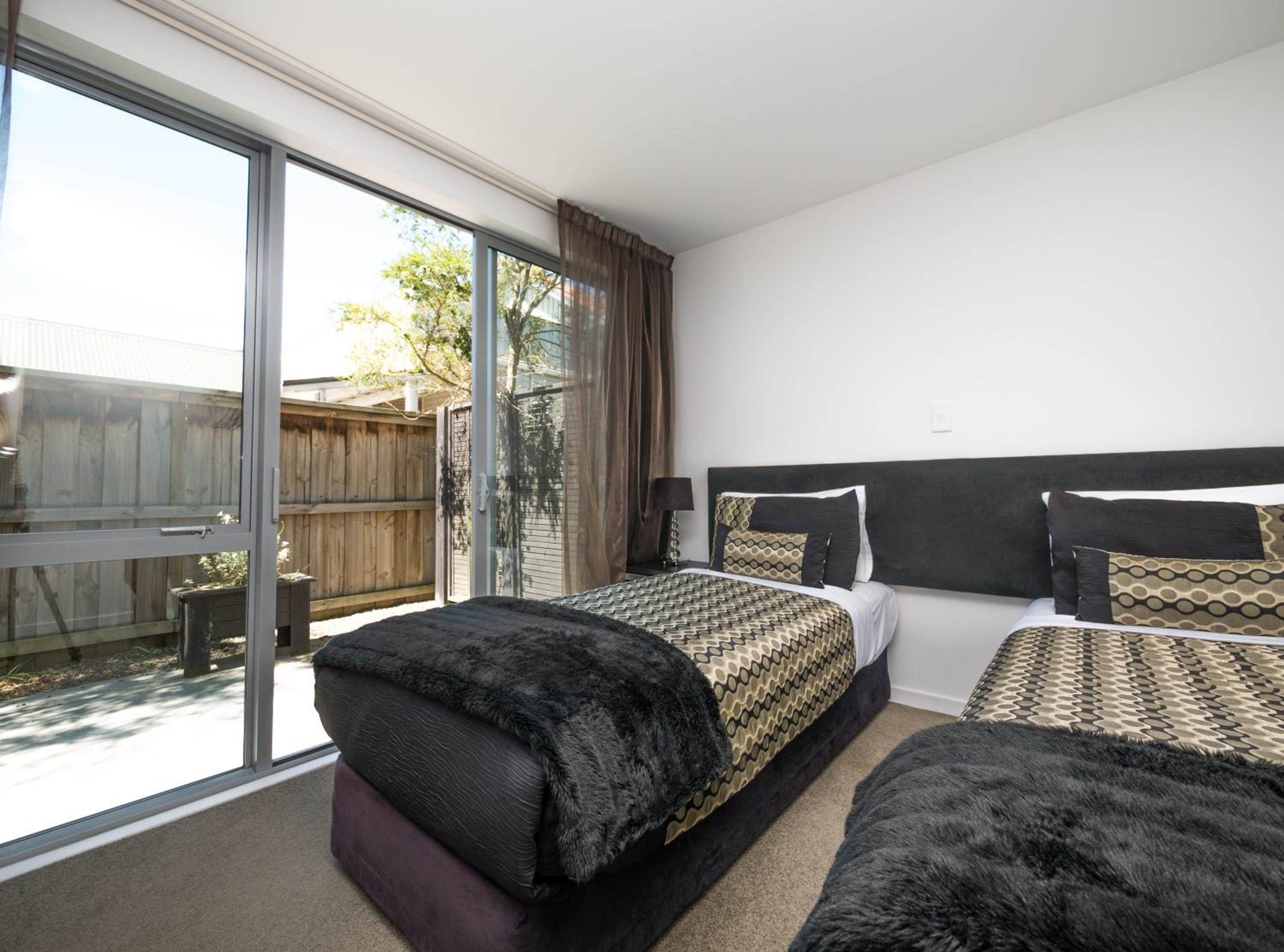 Superior One-Bedroom Suite with Spa Bath photo 3