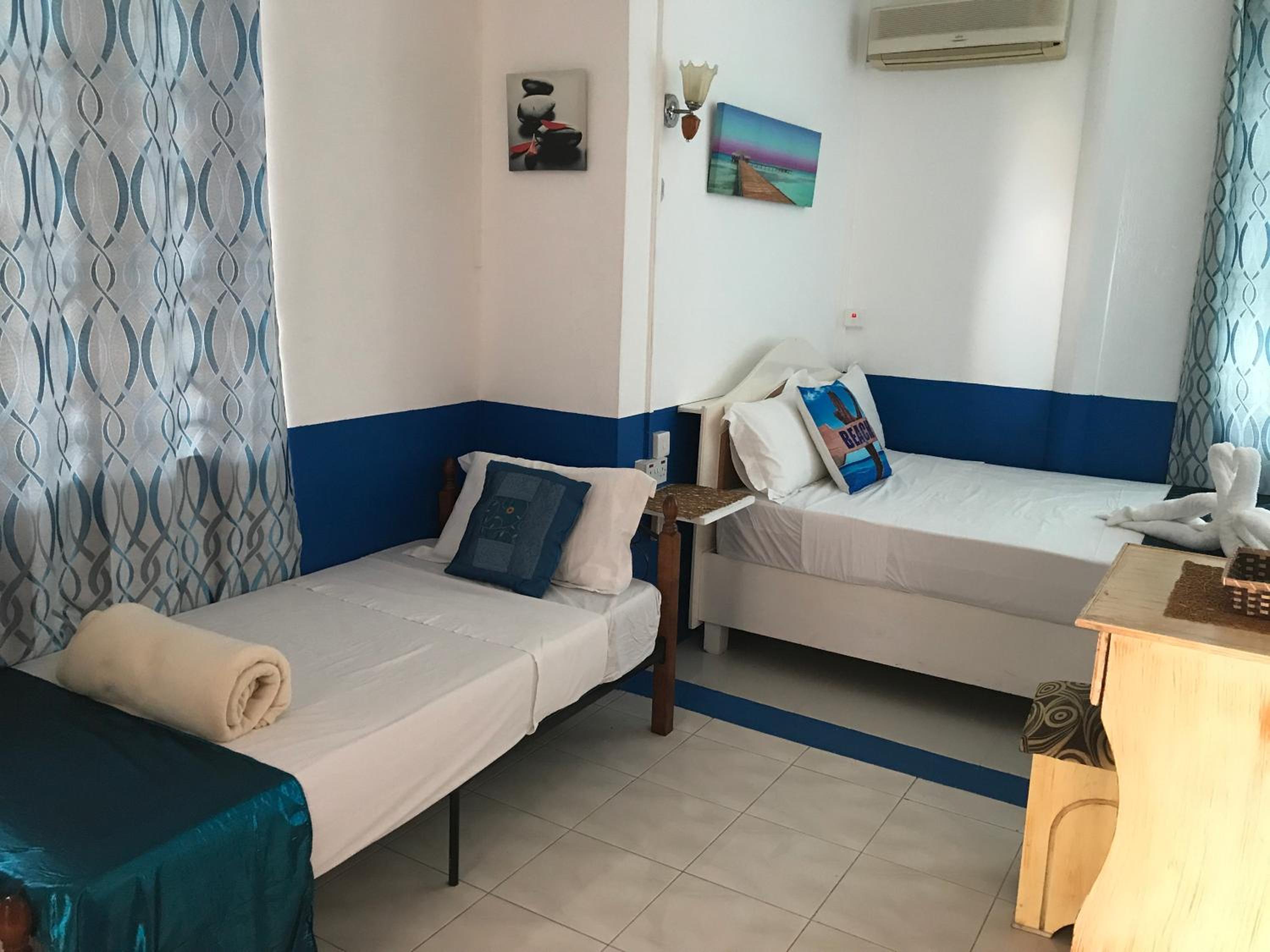 Standard Twin Room photo 1