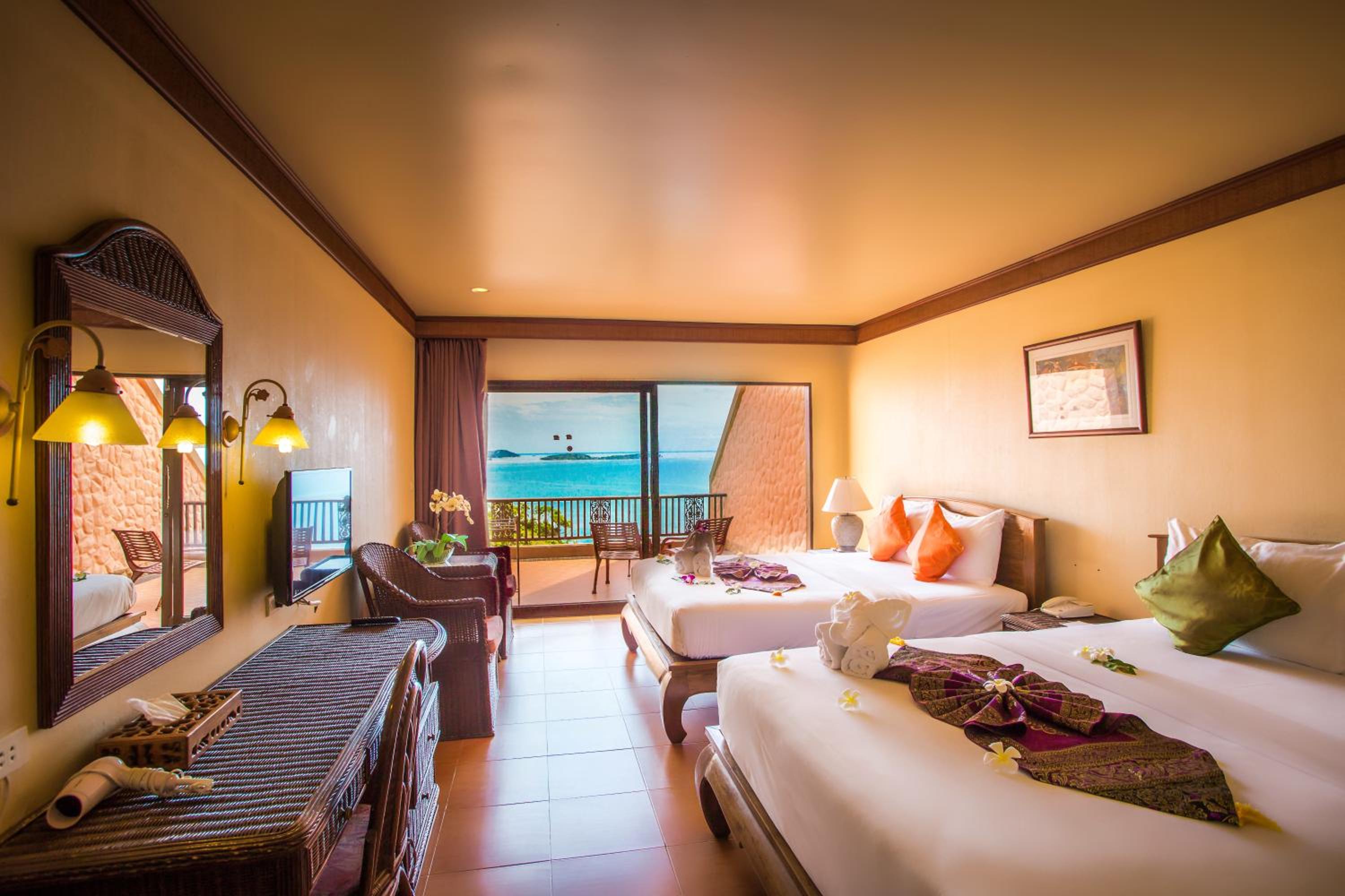 Family Room with Sea View - Photo 6