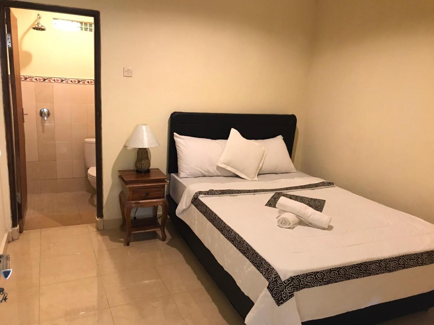 Double Room with Patio - Photo 2