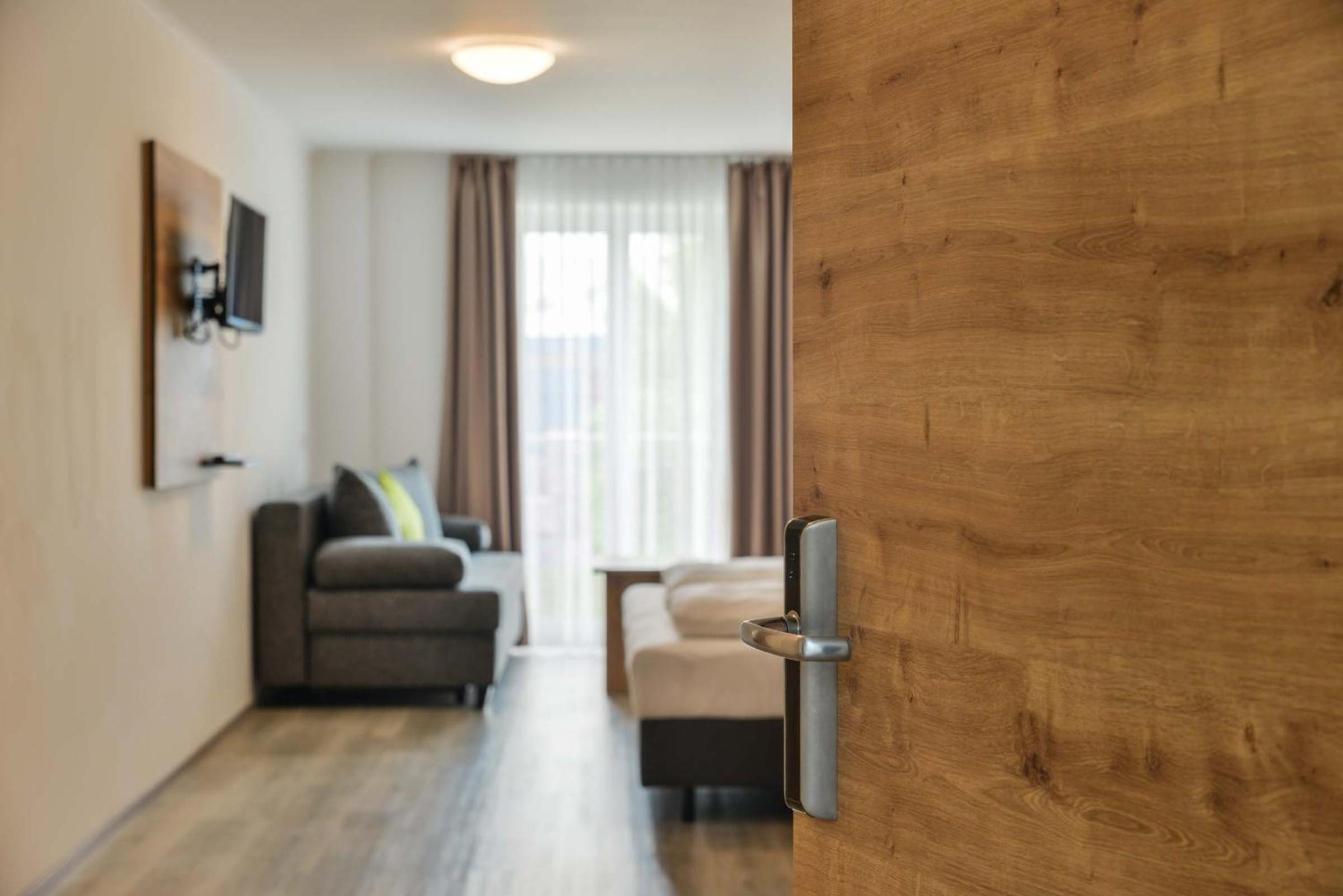 Large Double Room