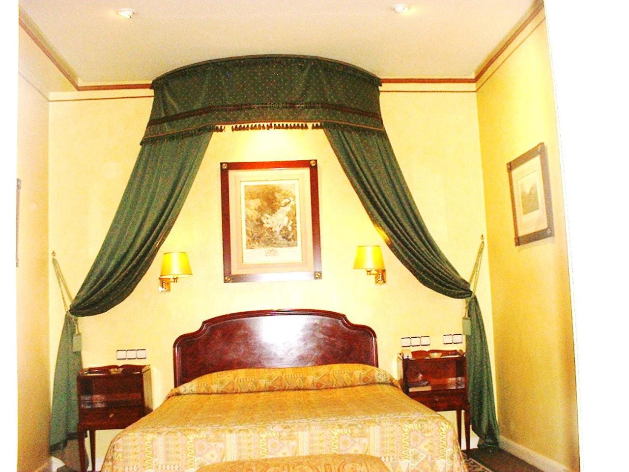 Habitación individual con baño privado