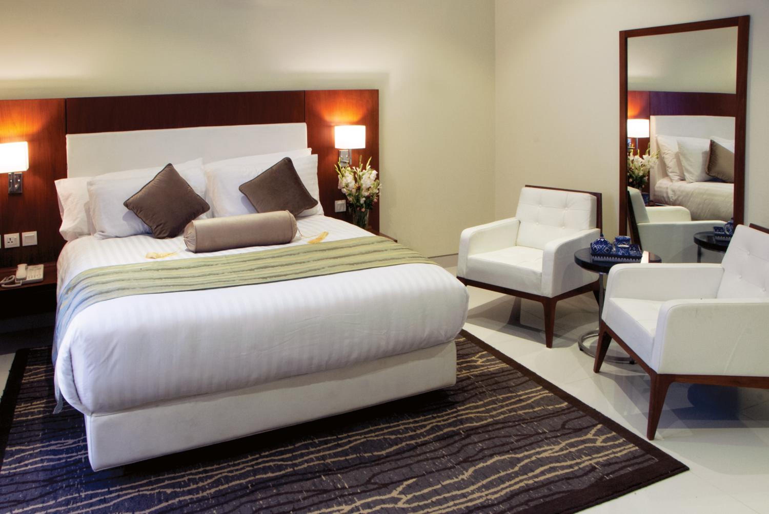 Deluxe Queen Room photo 1