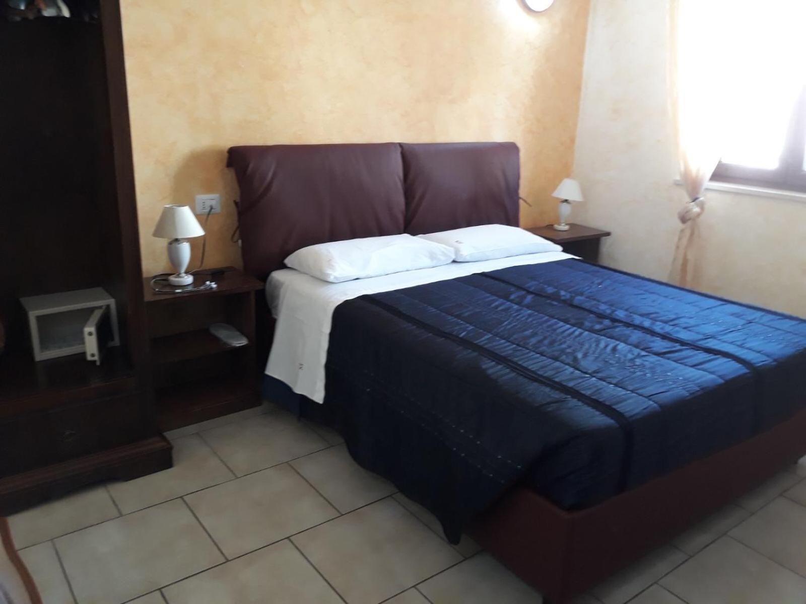 Double or Twin Room - Photo 1