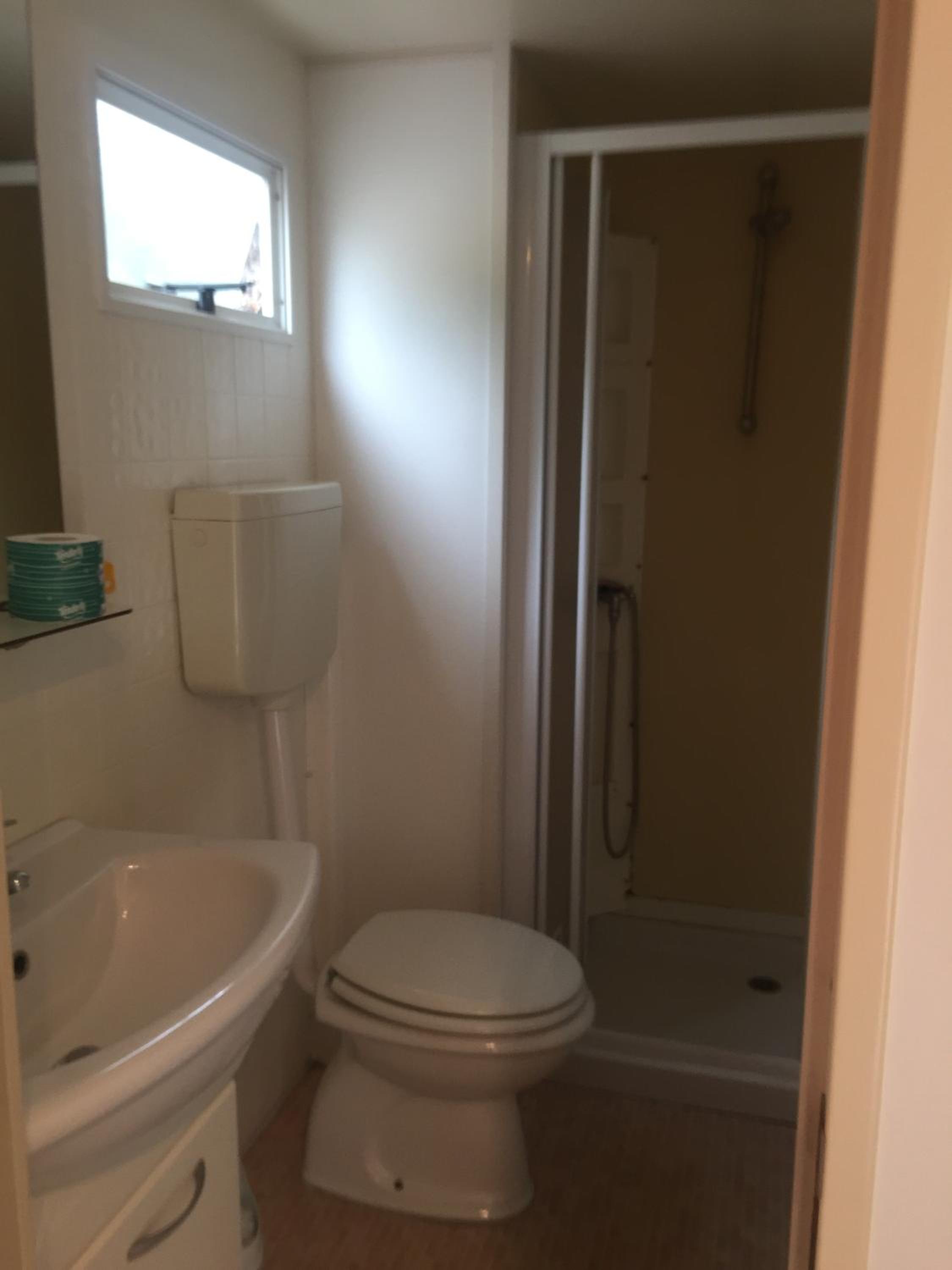 Mobile Home (4 Adults) photo 2