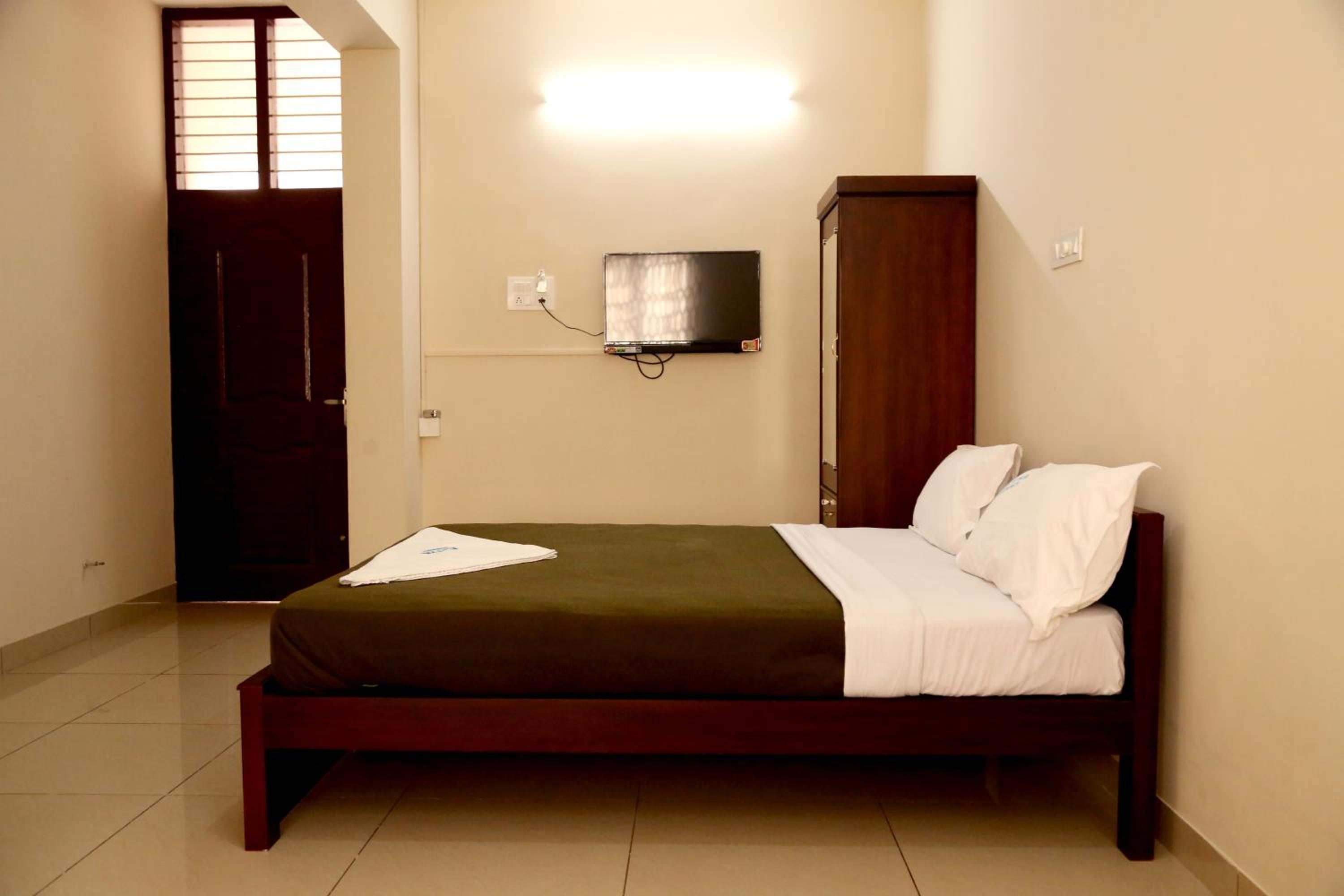 Deluxe Double Room photo 3