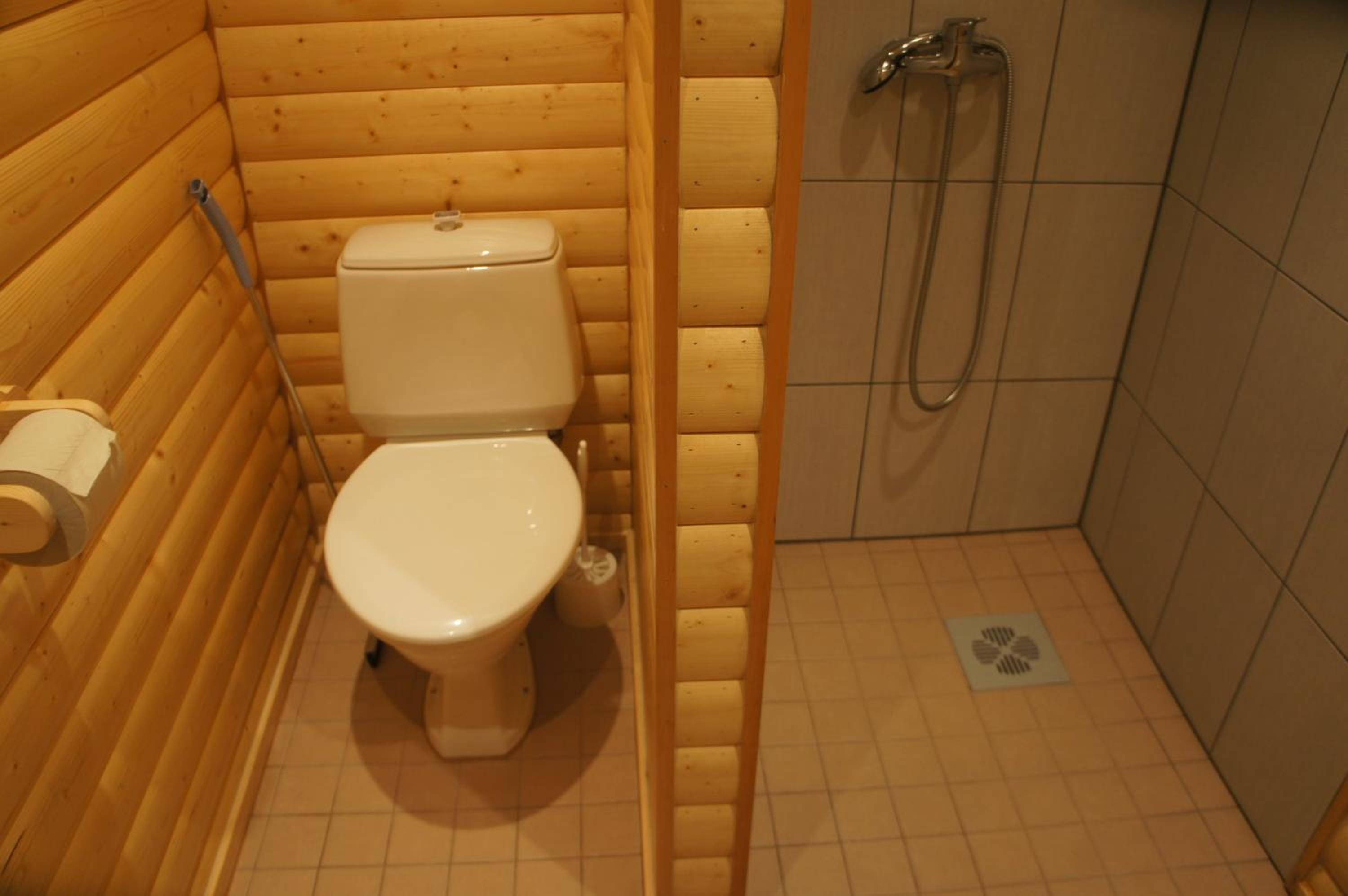Apartment with Terrace - Photo 2