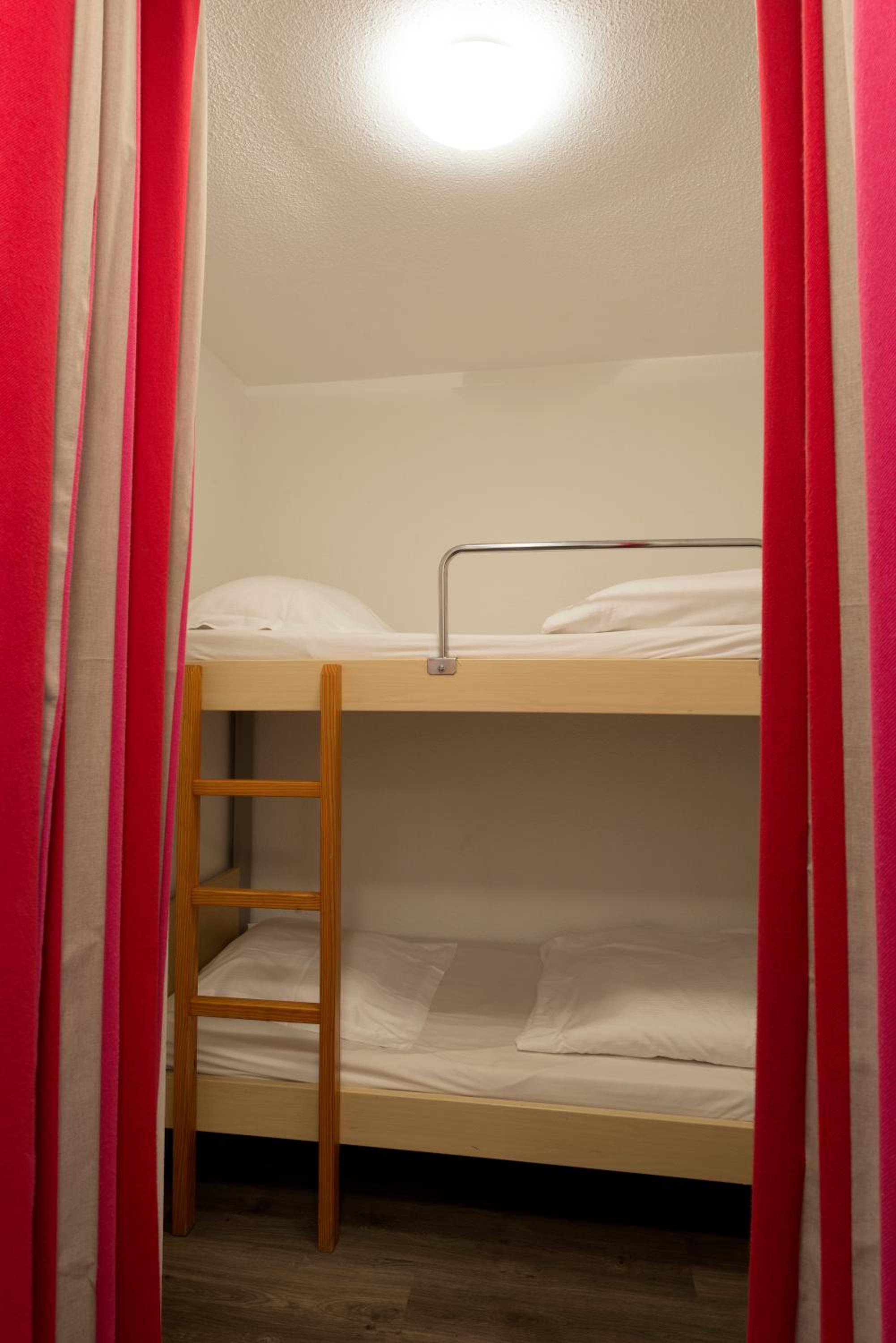 Studio with Double Bed photo 3