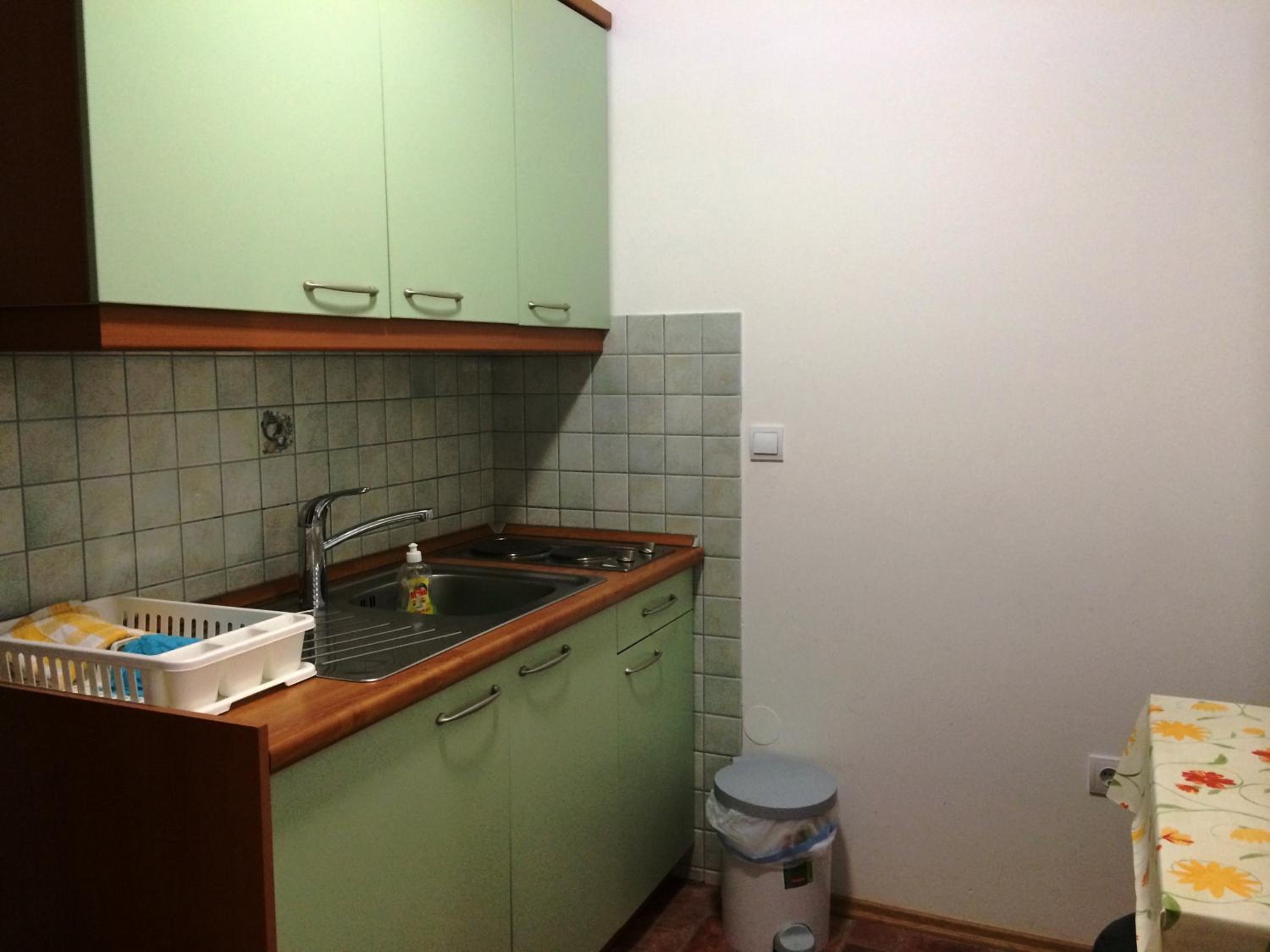 Studio with Balcony - Photo 7