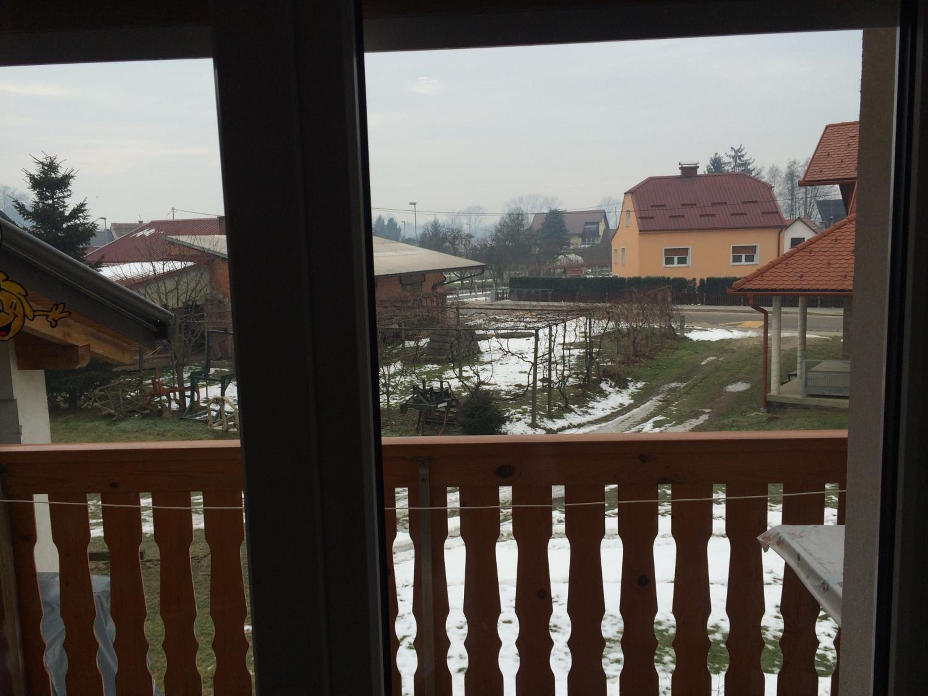 Double Room with Balcony - Photo 18