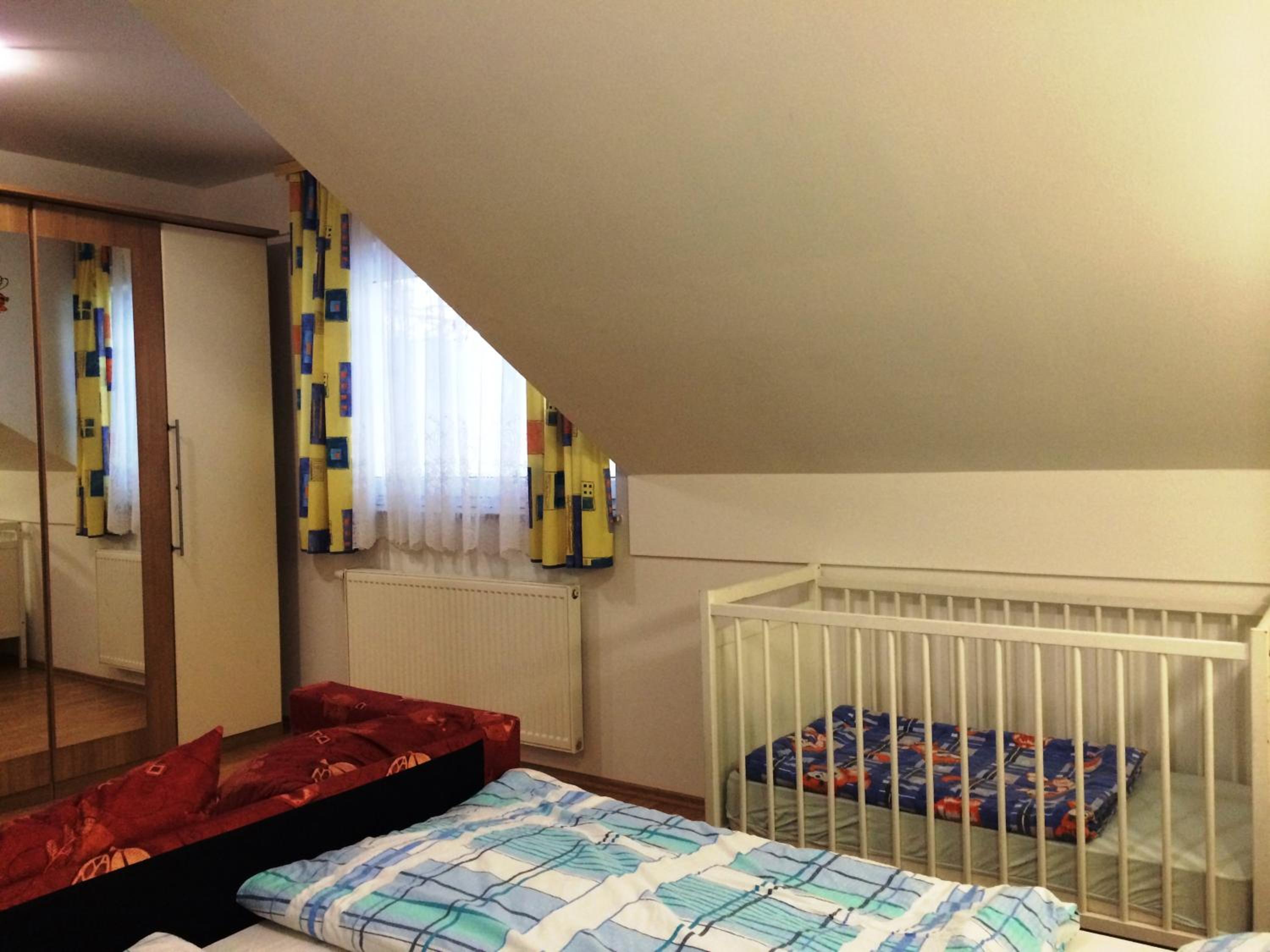 Studio Apartment - Photo 12