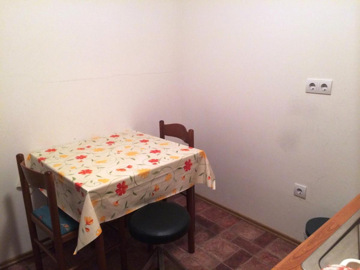 Studio Apartment - Photo 7