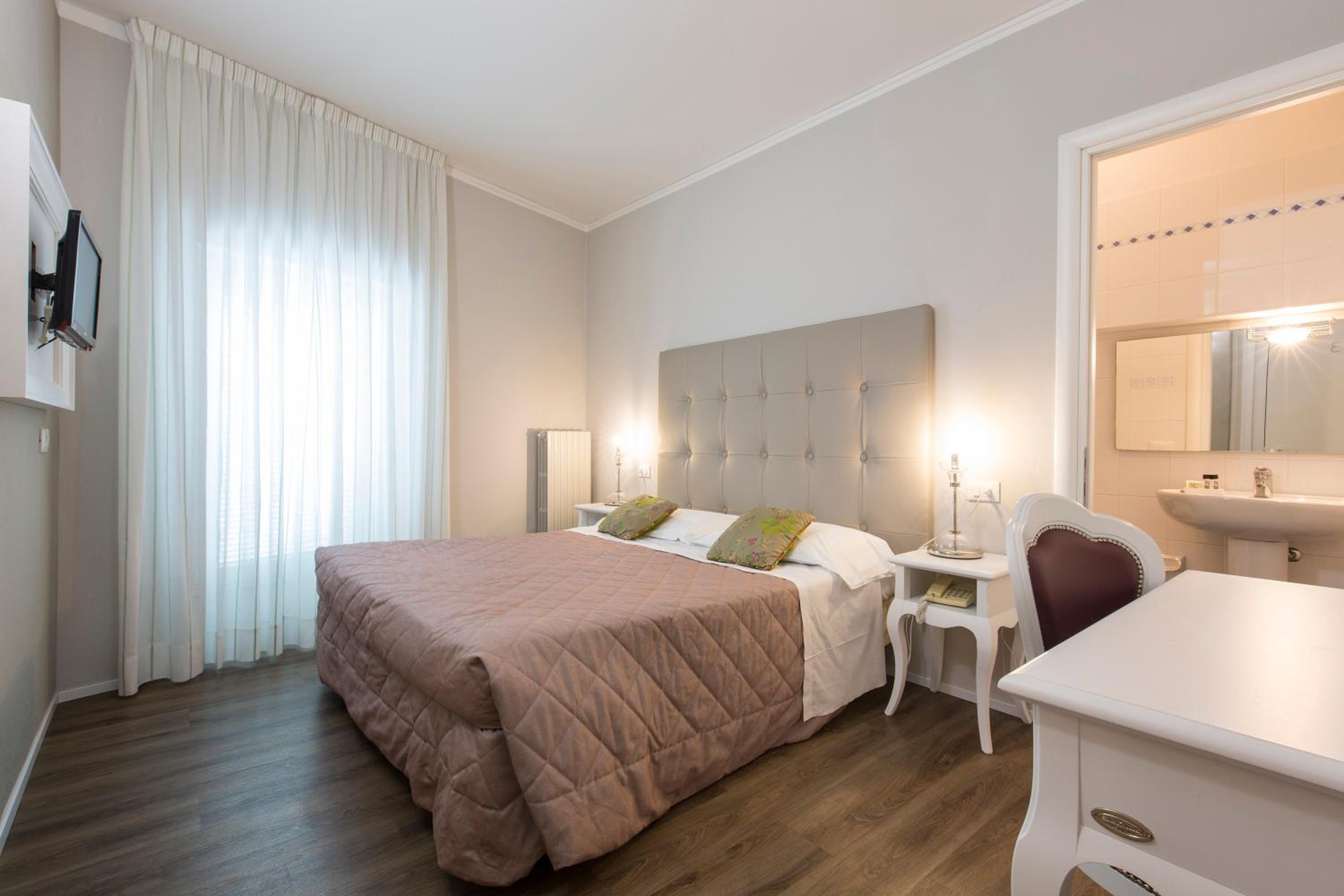 Small Double Room