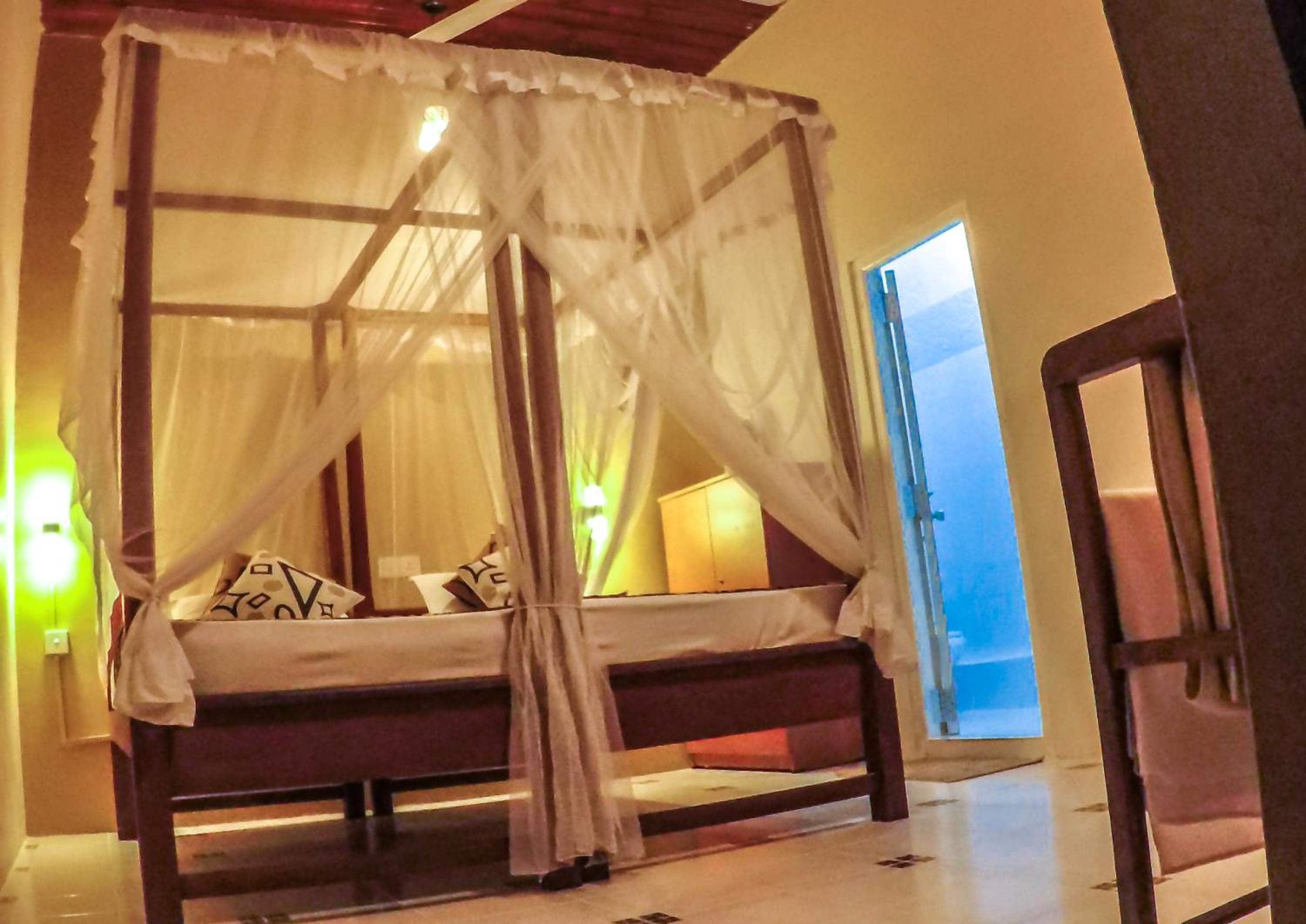 Standard Double or Twin Room photo 3